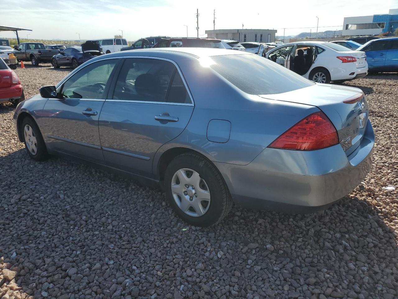 Photo 1 VIN: 1HGCM66417A005261 - HONDA ACCORD 