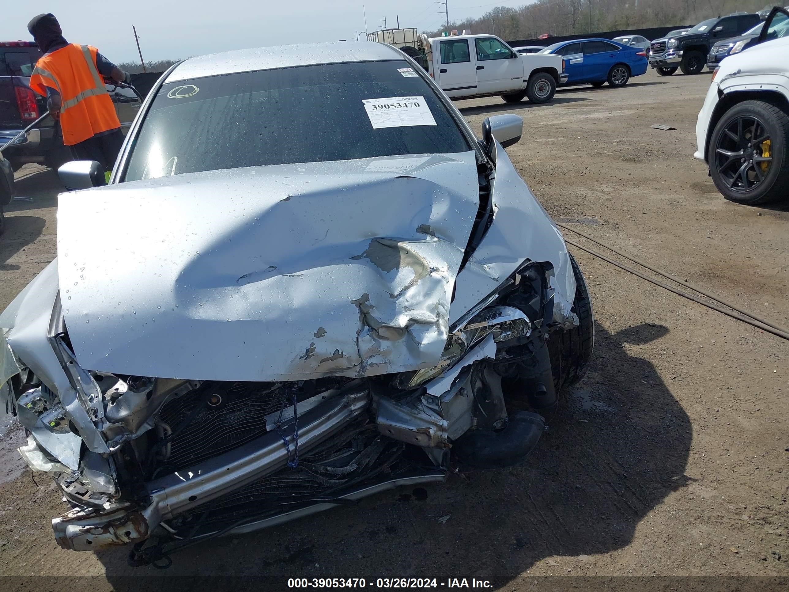 Photo 12 VIN: 1HGCM66417A037188 - HONDA ACCORD 