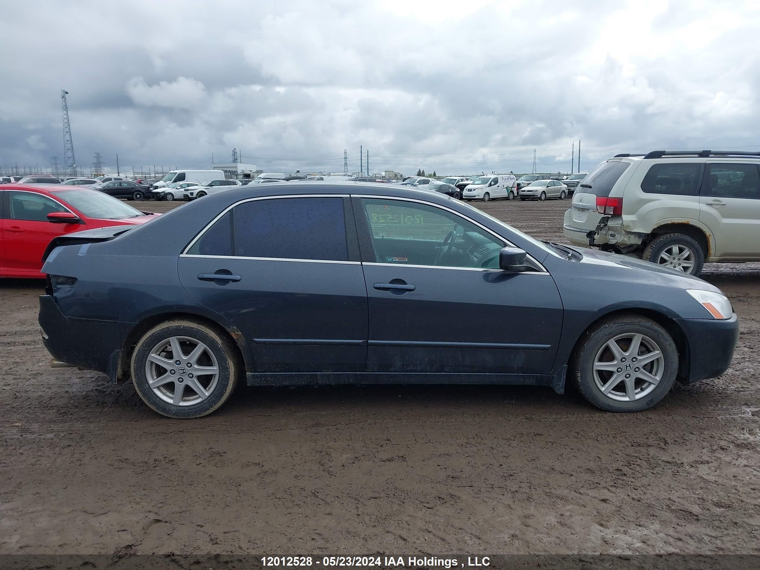 Photo 13 VIN: 1HGCM66424A800959 - HONDA ACCORD 