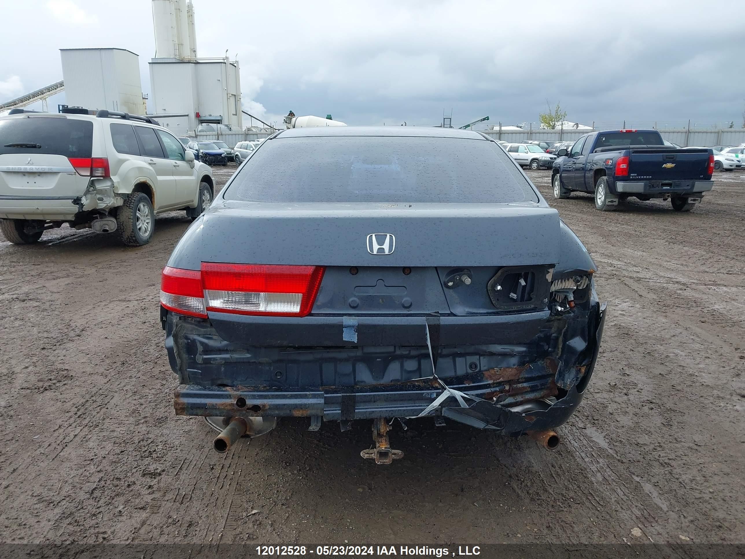 Photo 16 VIN: 1HGCM66424A800959 - HONDA ACCORD 