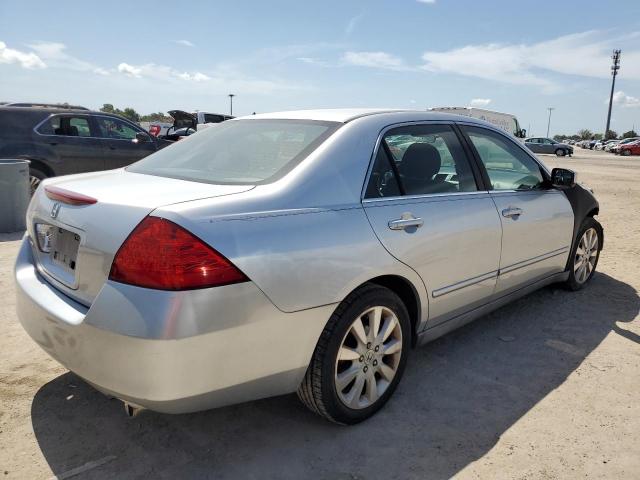 Photo 2 VIN: 1HGCM66427A086285 - HONDA ACCORD SE 