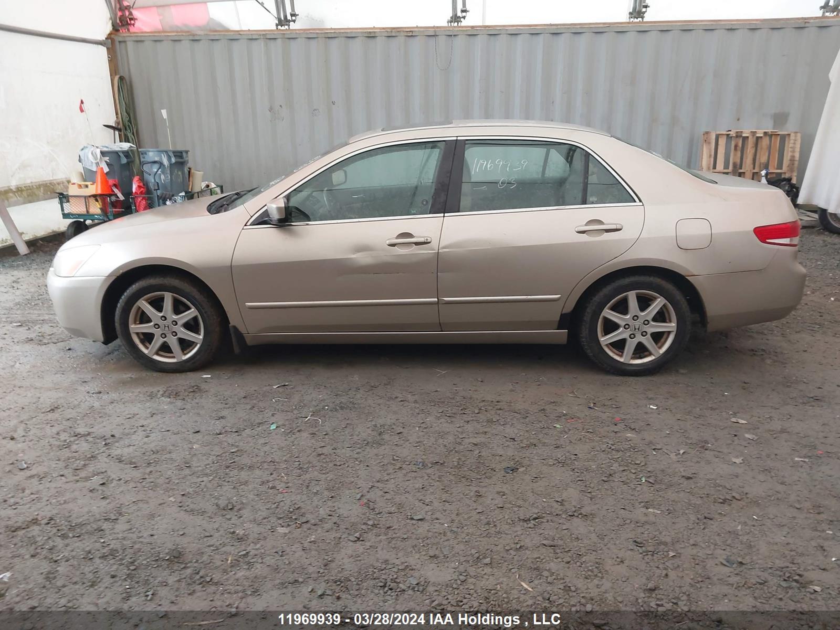 Photo 14 VIN: 1HGCM66443A803330 - HONDA ACCORD 