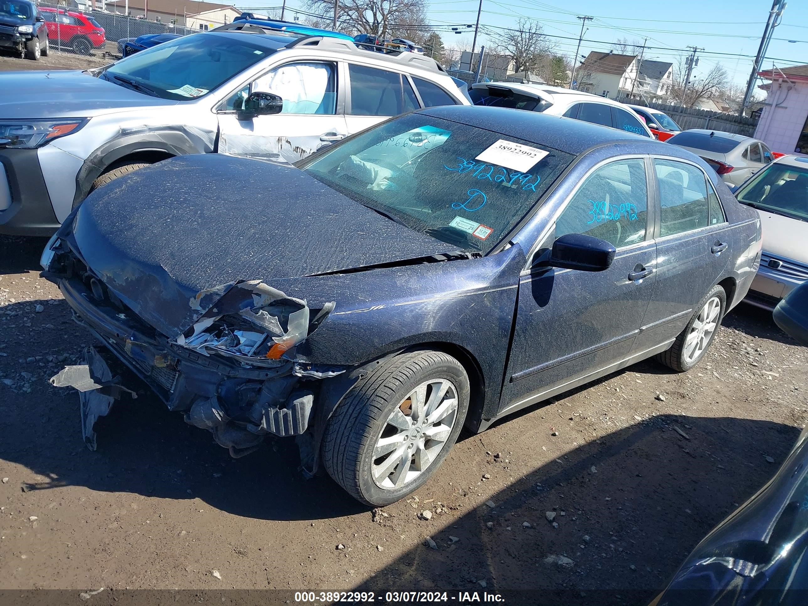 Photo 1 VIN: 1HGCM66467A073880 - HONDA ACCORD 