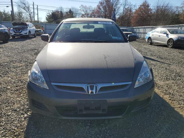 Photo 4 VIN: 1HGCM66467A103248 - HONDA ACCORD SE 