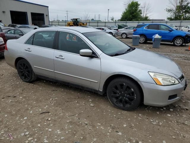 Photo 3 VIN: 1HGCM66477A098884 - HONDA ACCORD SE 