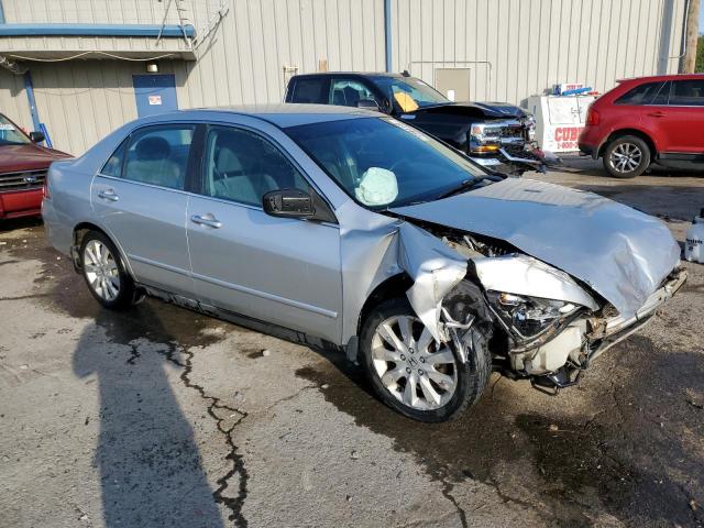 Photo 3 VIN: 1HGCM66487A038564 - HONDA ACCORD SE 