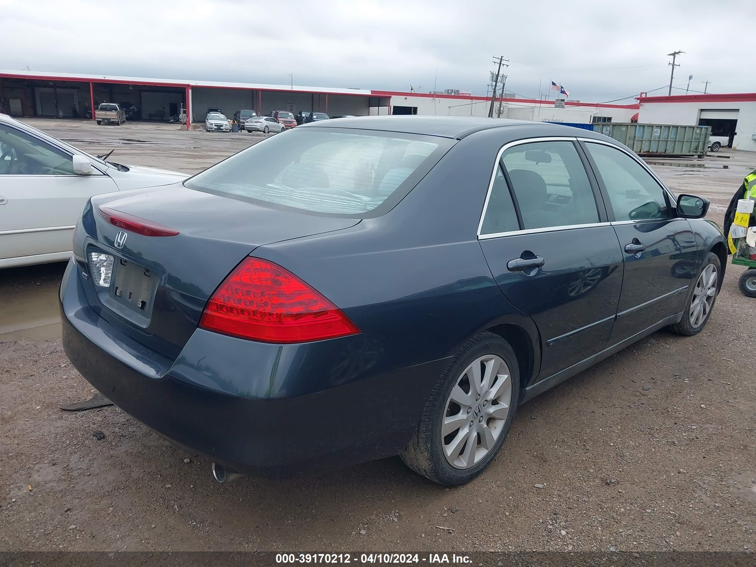 Photo 3 VIN: 1HGCM66487A049452 - HONDA ACCORD 