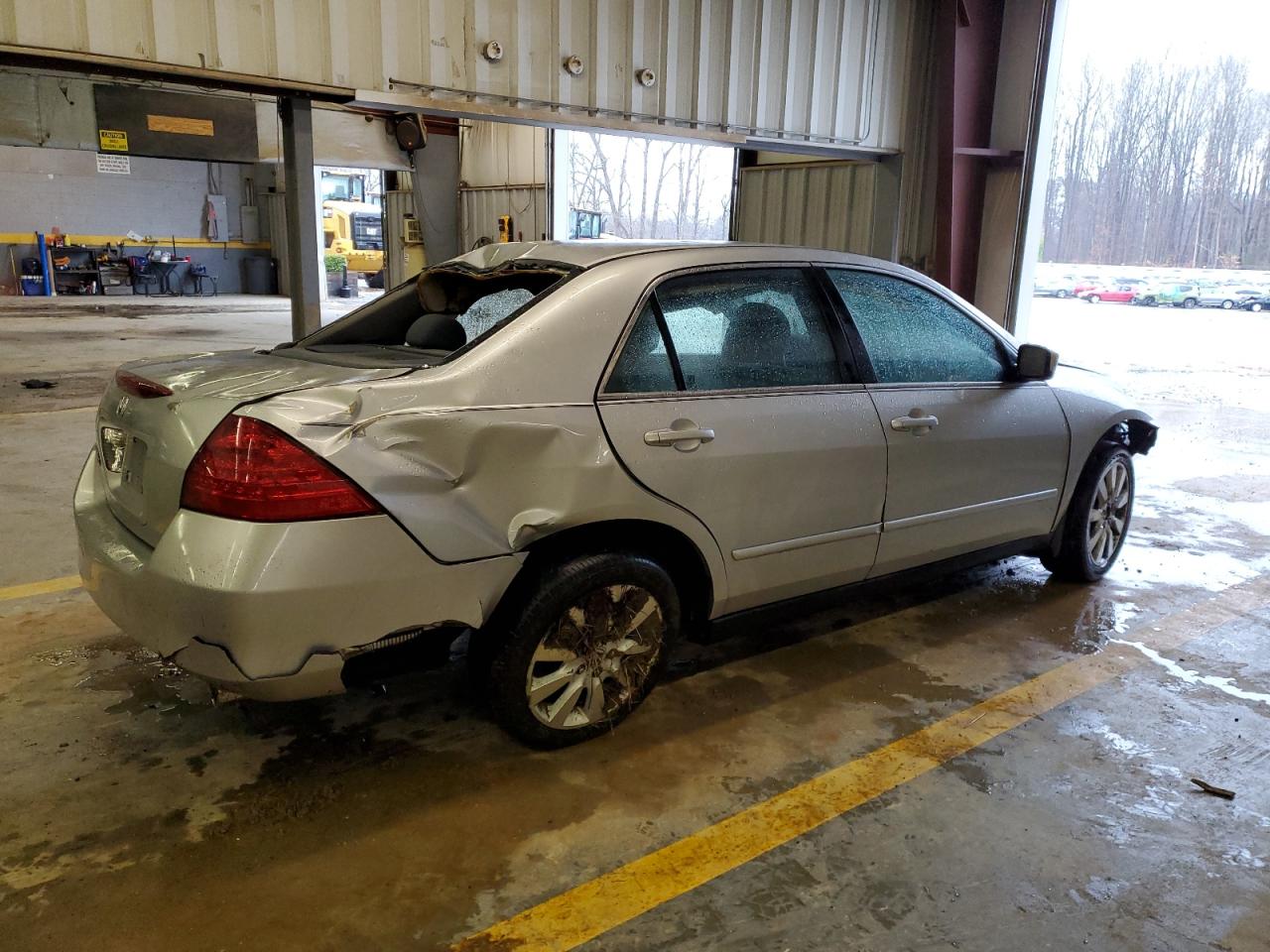 Photo 2 VIN: 1HGCM66487A093791 - HONDA ACCORD 