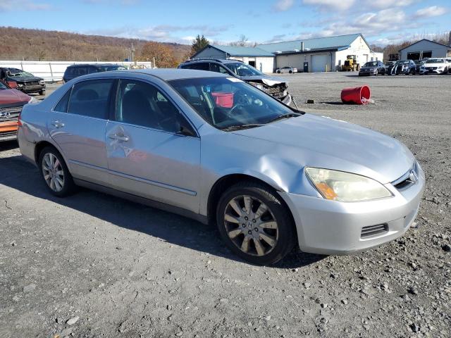 Photo 3 VIN: 1HGCM66487A106071 - HONDA ACCORD SE 