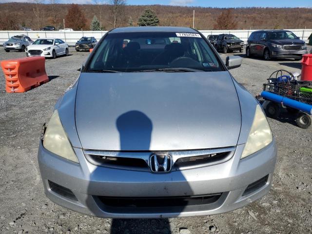 Photo 4 VIN: 1HGCM66487A106071 - HONDA ACCORD SE 