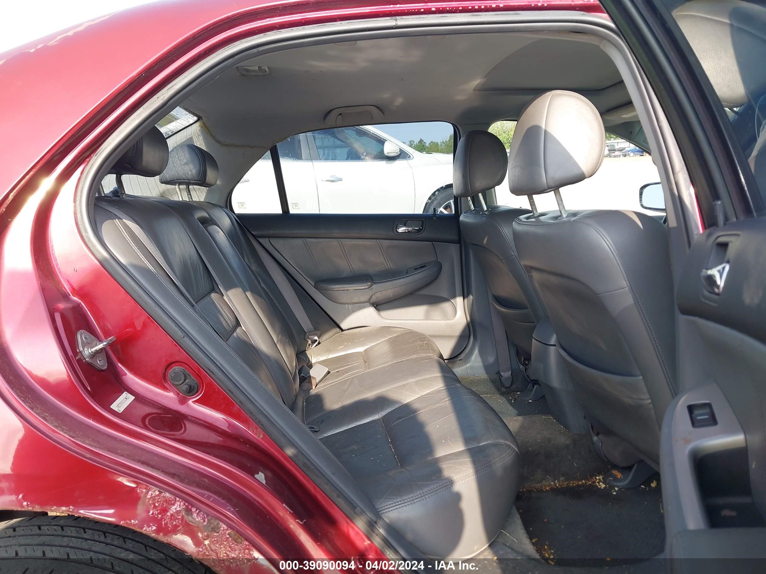 Photo 7 VIN: 1HGCM66503A004623 - HONDA ACCORD 