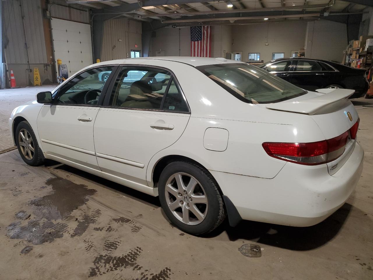 Photo 1 VIN: 1HGCM66504A063673 - HONDA ACCORD 