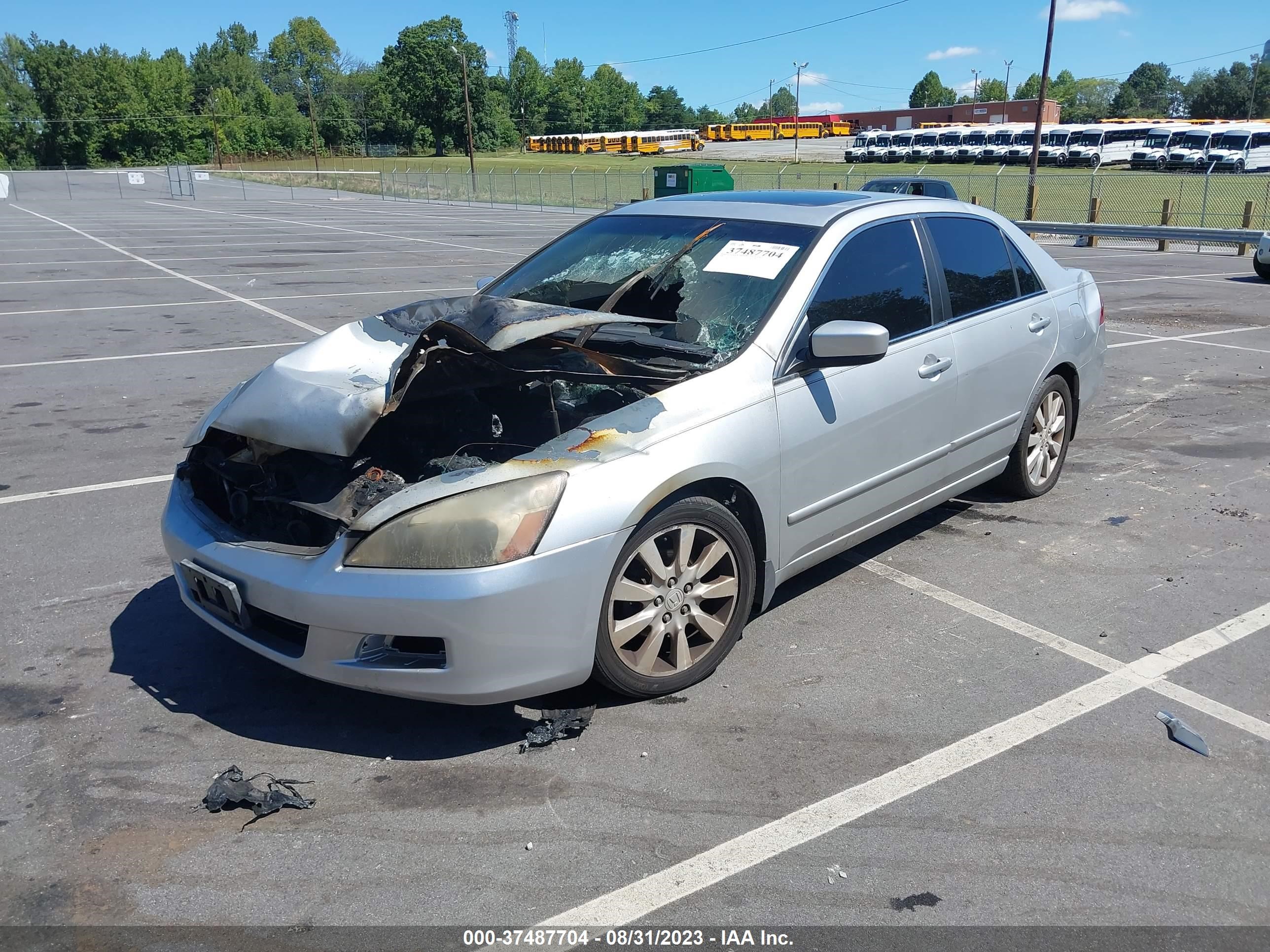 Photo 1 VIN: 1HGCM66506A009762 - HONDA ACCORD 