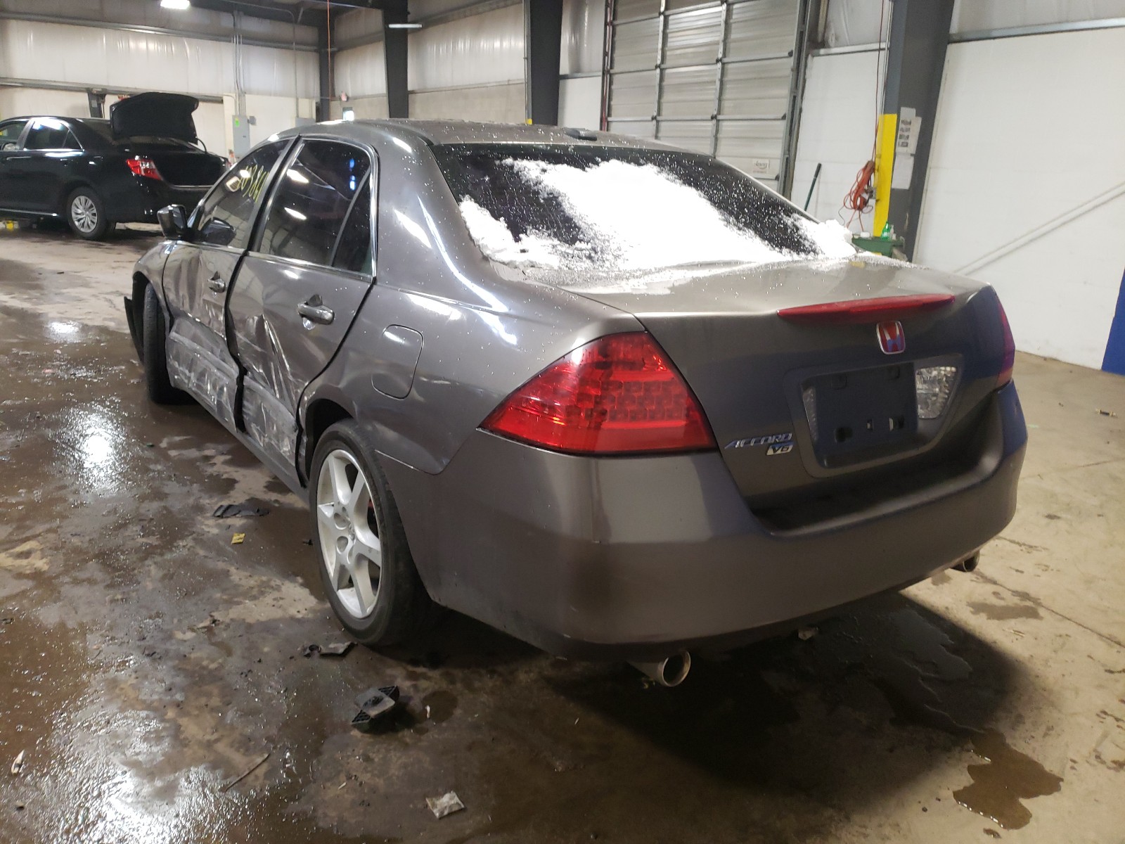 Photo 2 VIN: 1HGCM66507A011934 - HONDA ACCORD EX 