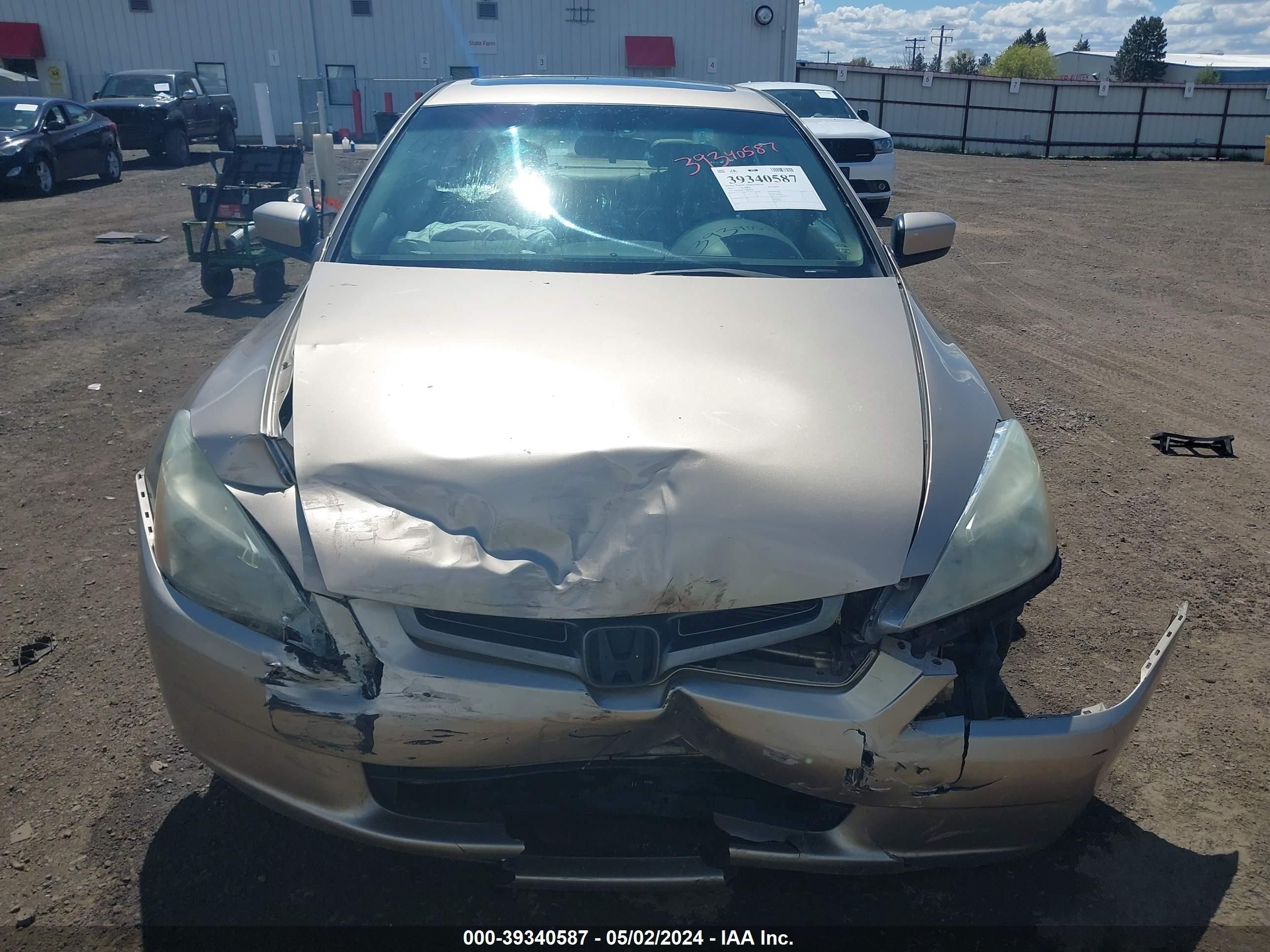 Photo 11 VIN: 1HGCM66513A095322 - HONDA ACCORD 