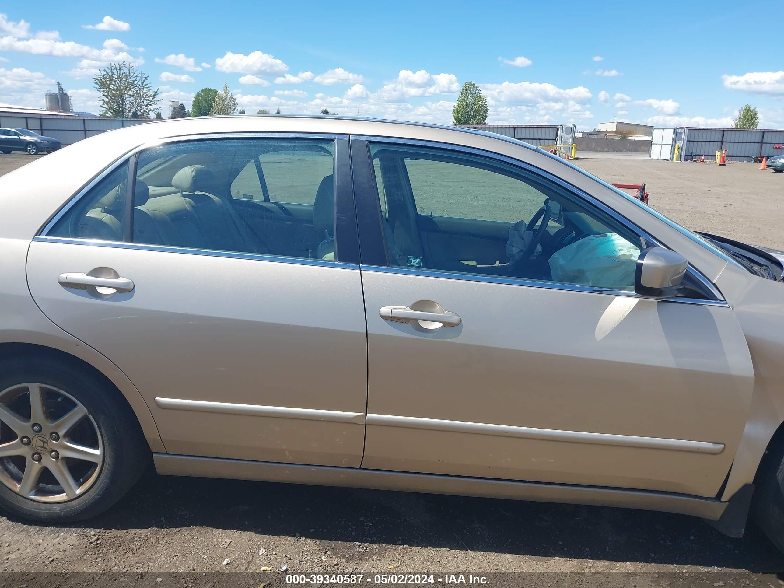 Photo 12 VIN: 1HGCM66513A095322 - HONDA ACCORD 