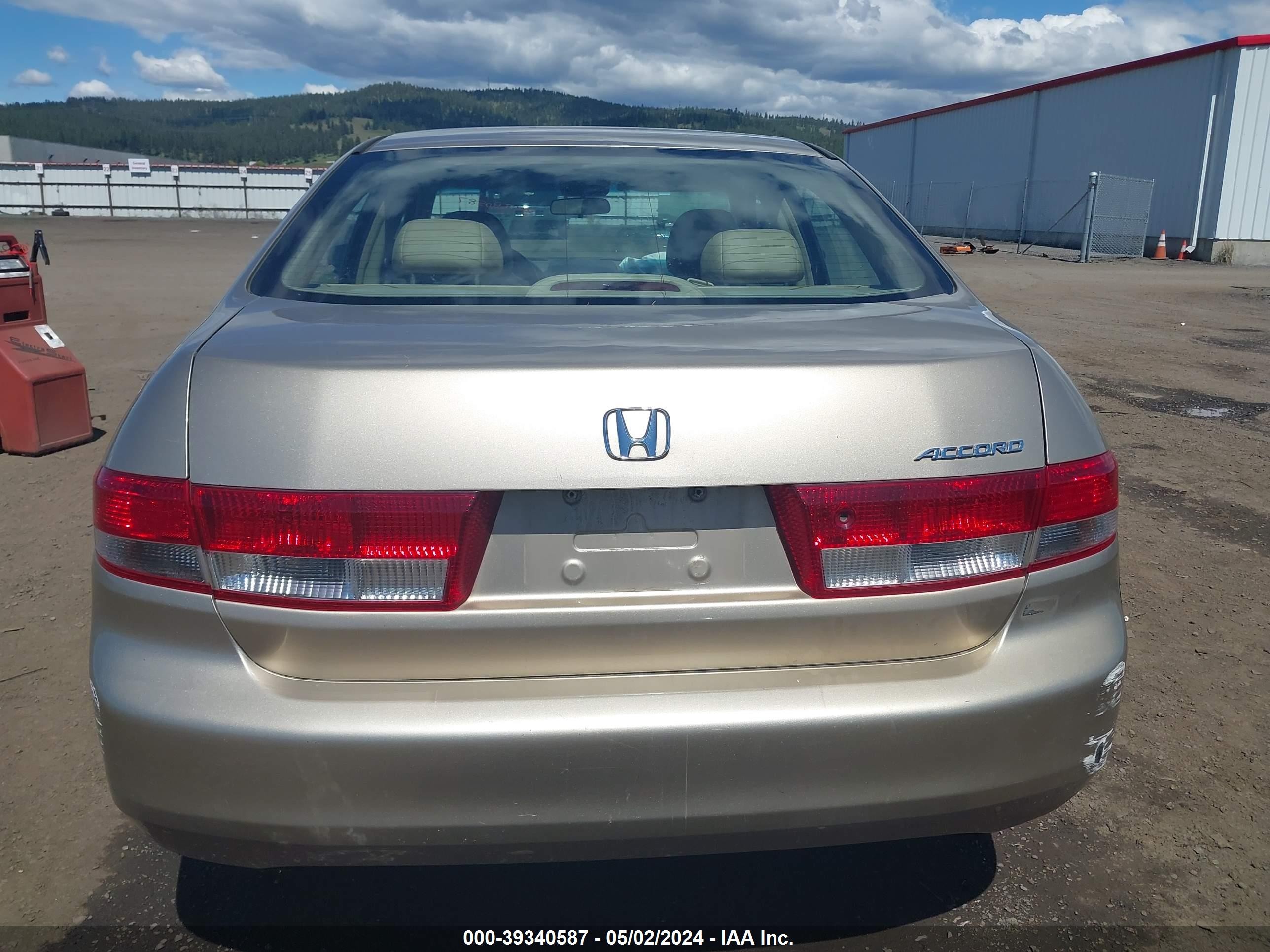 Photo 15 VIN: 1HGCM66513A095322 - HONDA ACCORD 