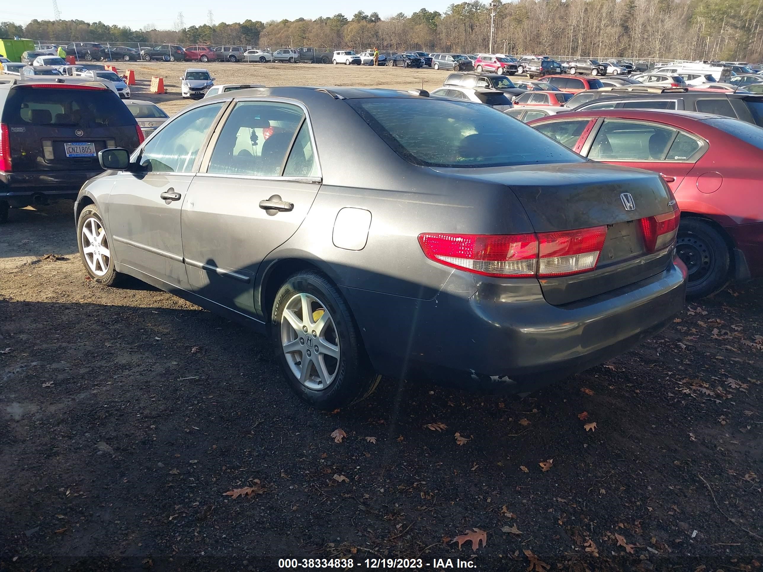 Photo 2 VIN: 1HGCM66514A072205 - HONDA ACCORD 