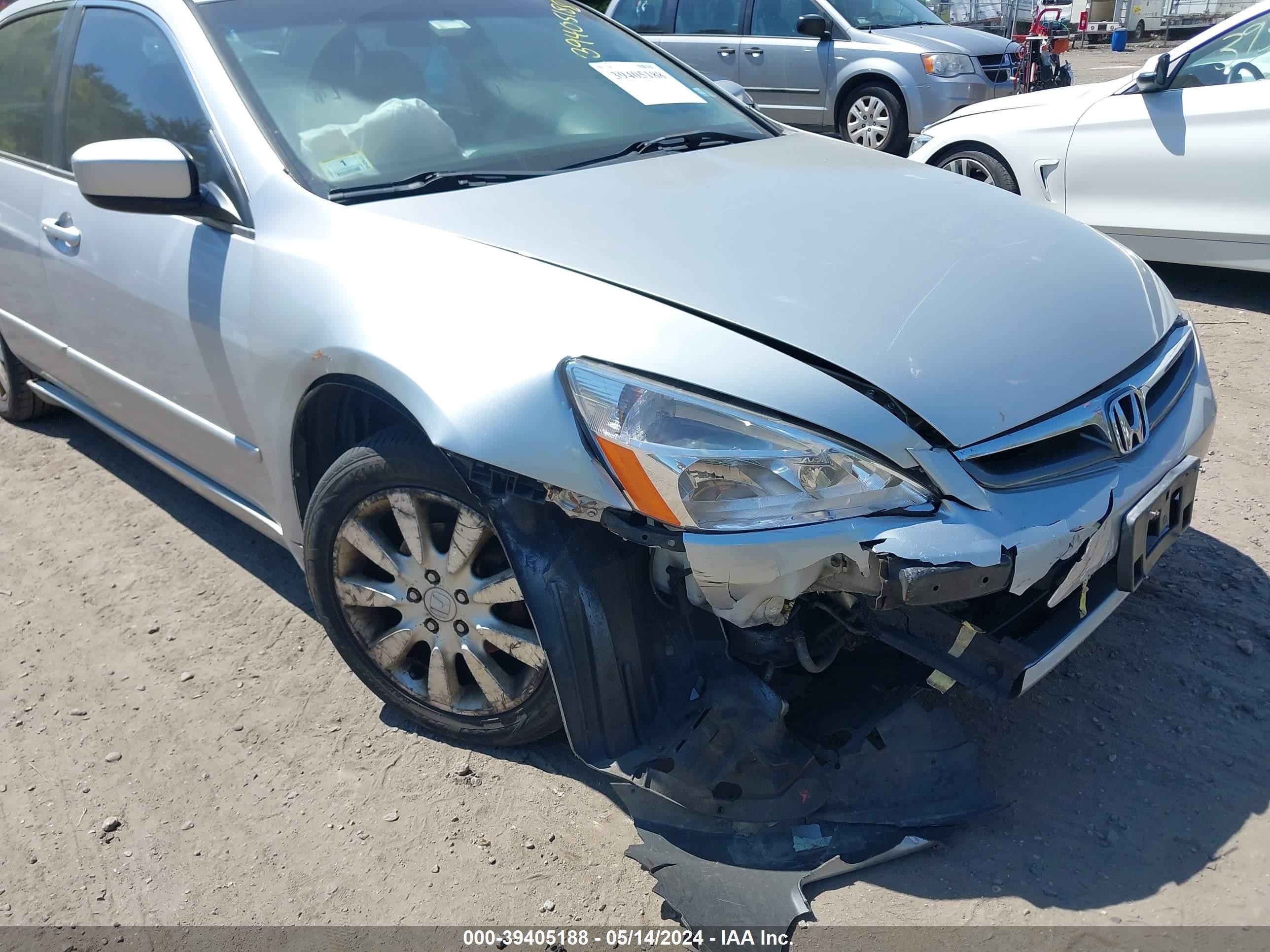 Photo 5 VIN: 1HGCM66516A012153 - HONDA ACCORD 