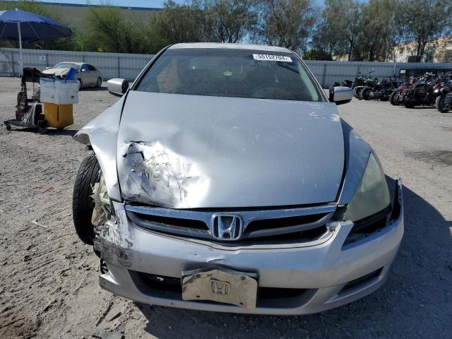 Photo 4 VIN: 1HGCM66516A050692 - HONDA ACCORD 