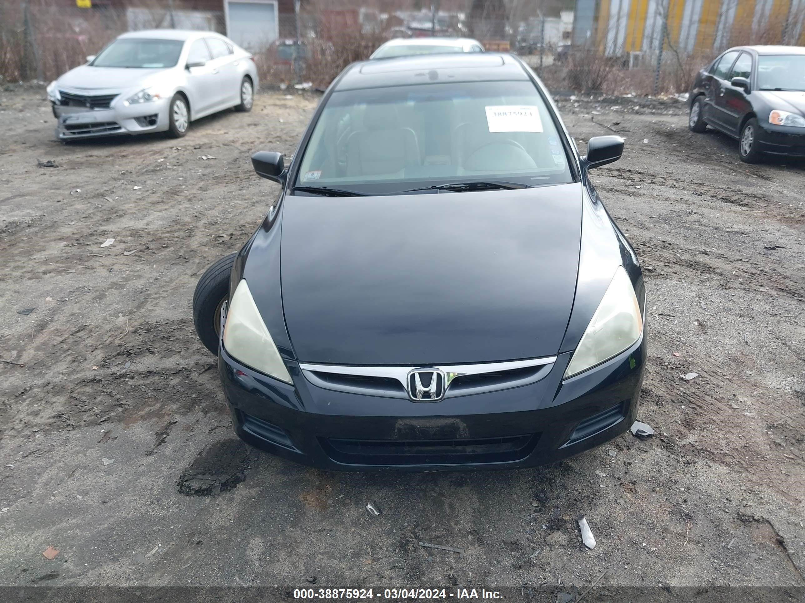 Photo 11 VIN: 1HGCM66516A066648 - HONDA ACCORD 