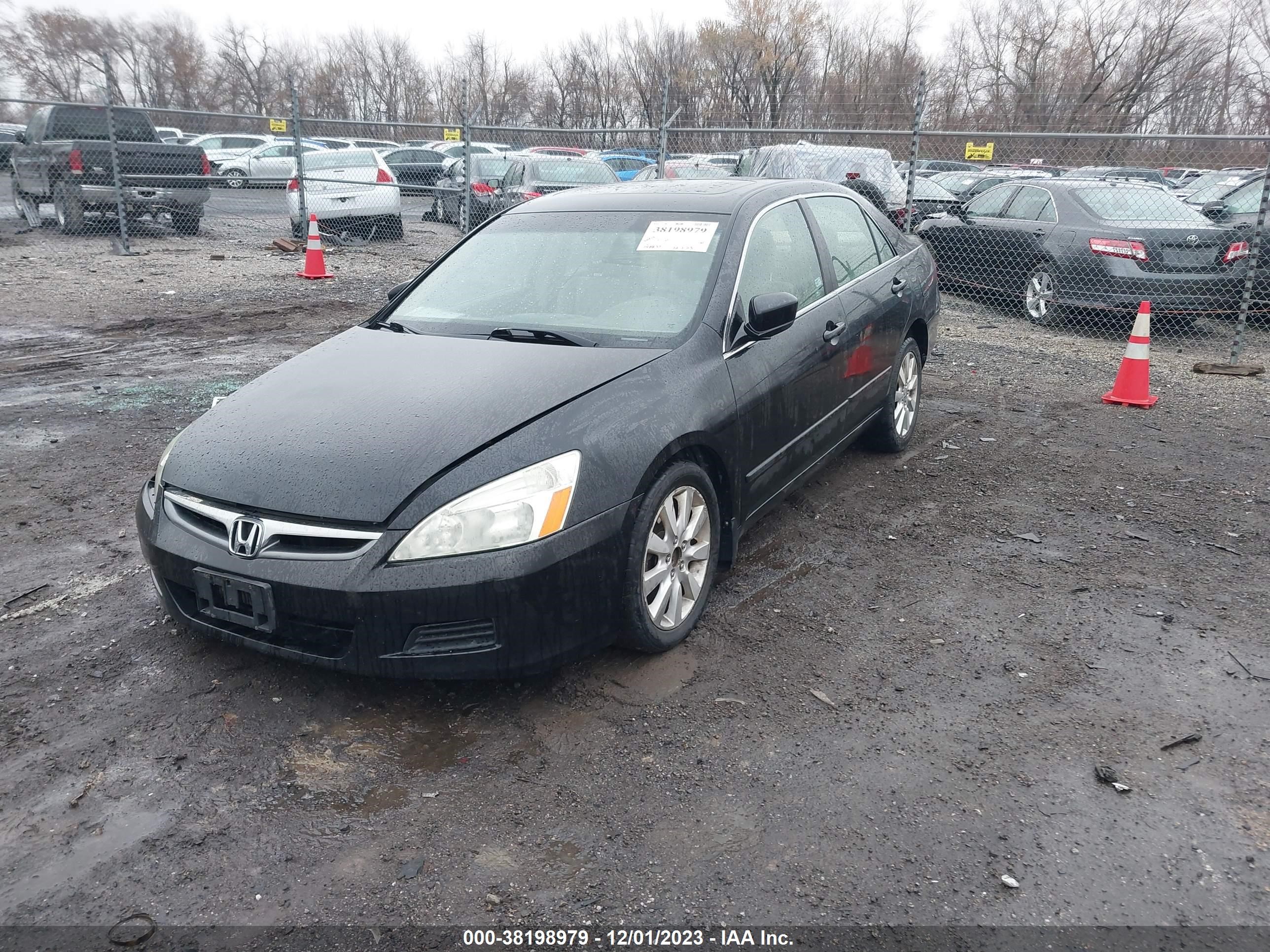 Photo 1 VIN: 1HGCM66517A006547 - HONDA ACCORD 