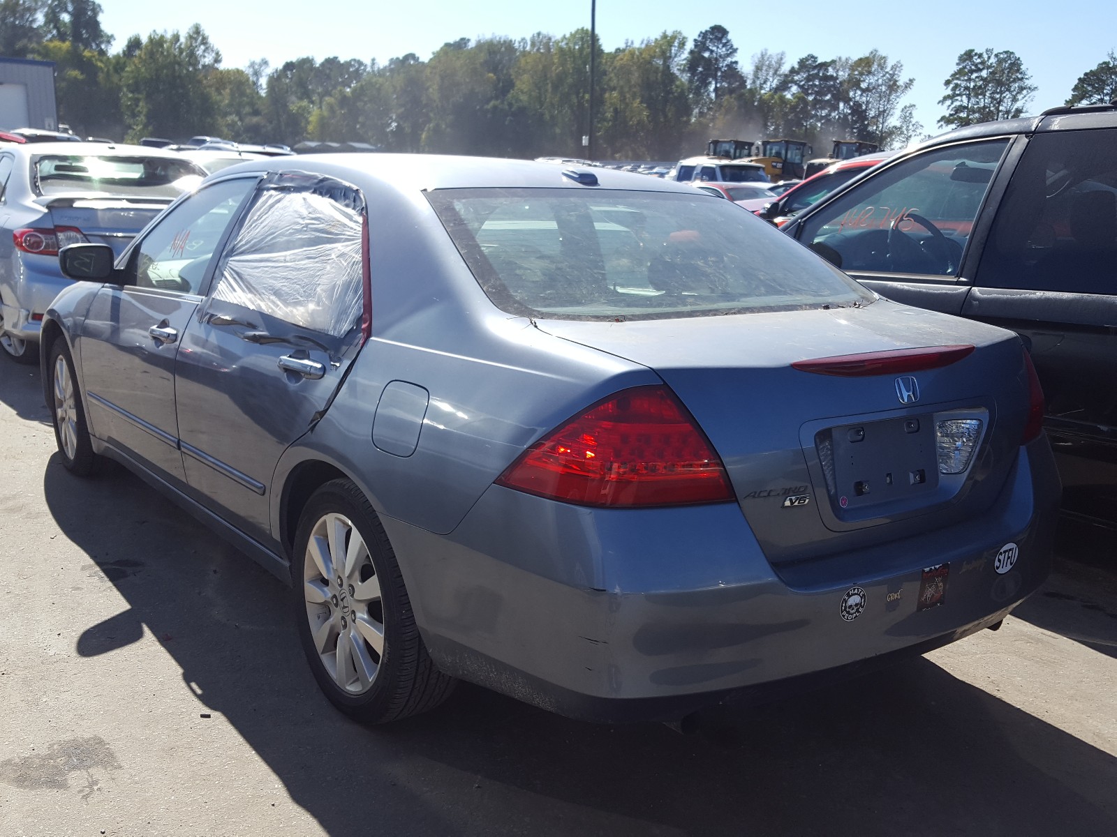 Photo 2 VIN: 1HGCM66517A093933 - HONDA ACCORD EX 