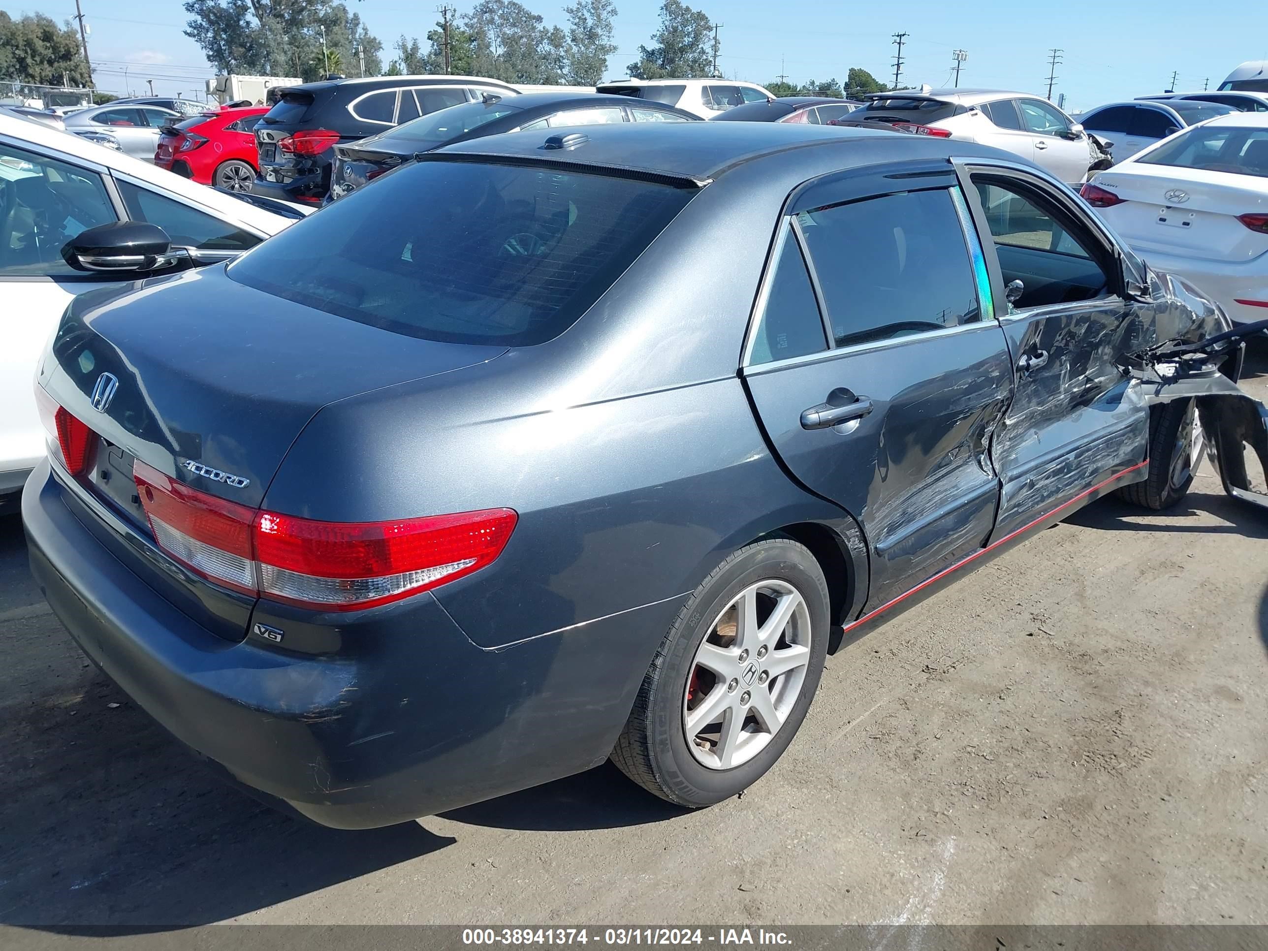 Photo 3 VIN: 1HGCM66524A041481 - HONDA ACCORD 