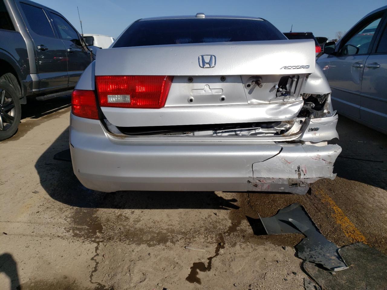 Photo 5 VIN: 1HGCM66525A032801 - HONDA ACCORD 