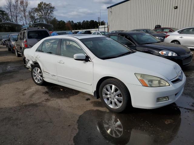 Photo 3 VIN: 1HGCM66526A048076 - HONDA ACCORD 