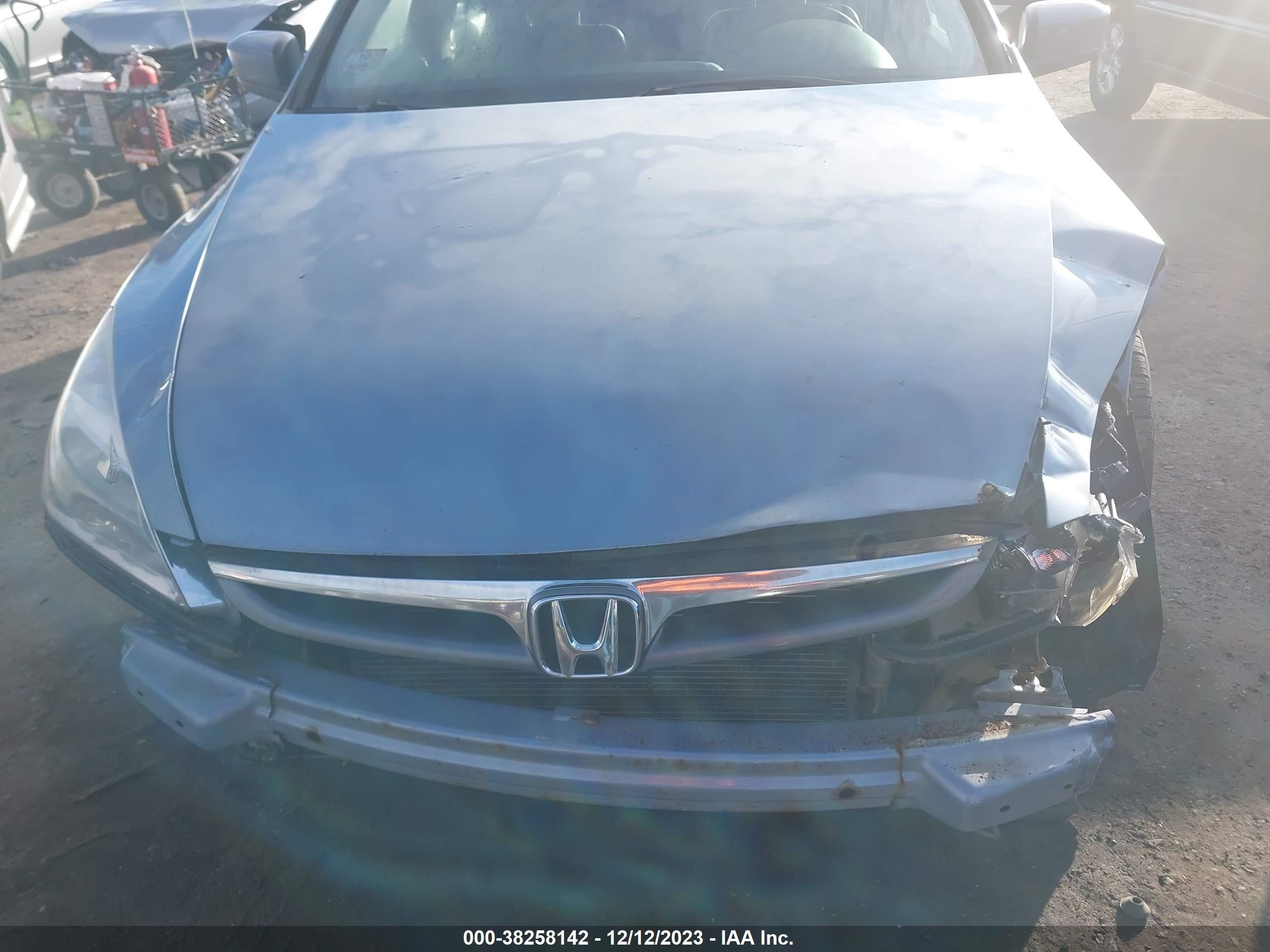 Photo 9 VIN: 1HGCM66527A052159 - HONDA ACCORD 