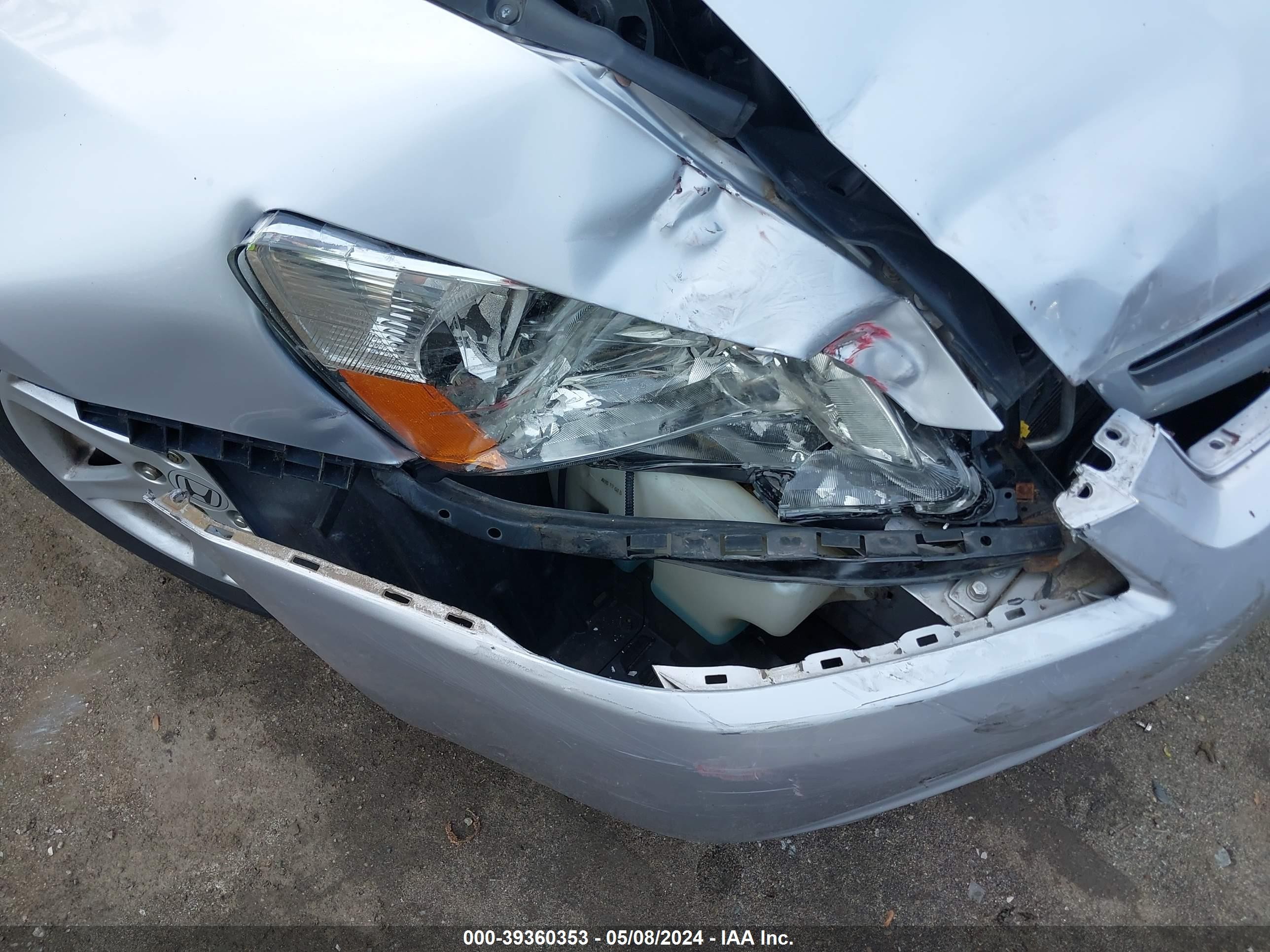 Photo 12 VIN: 1HGCM66534A001183 - HONDA ACCORD 