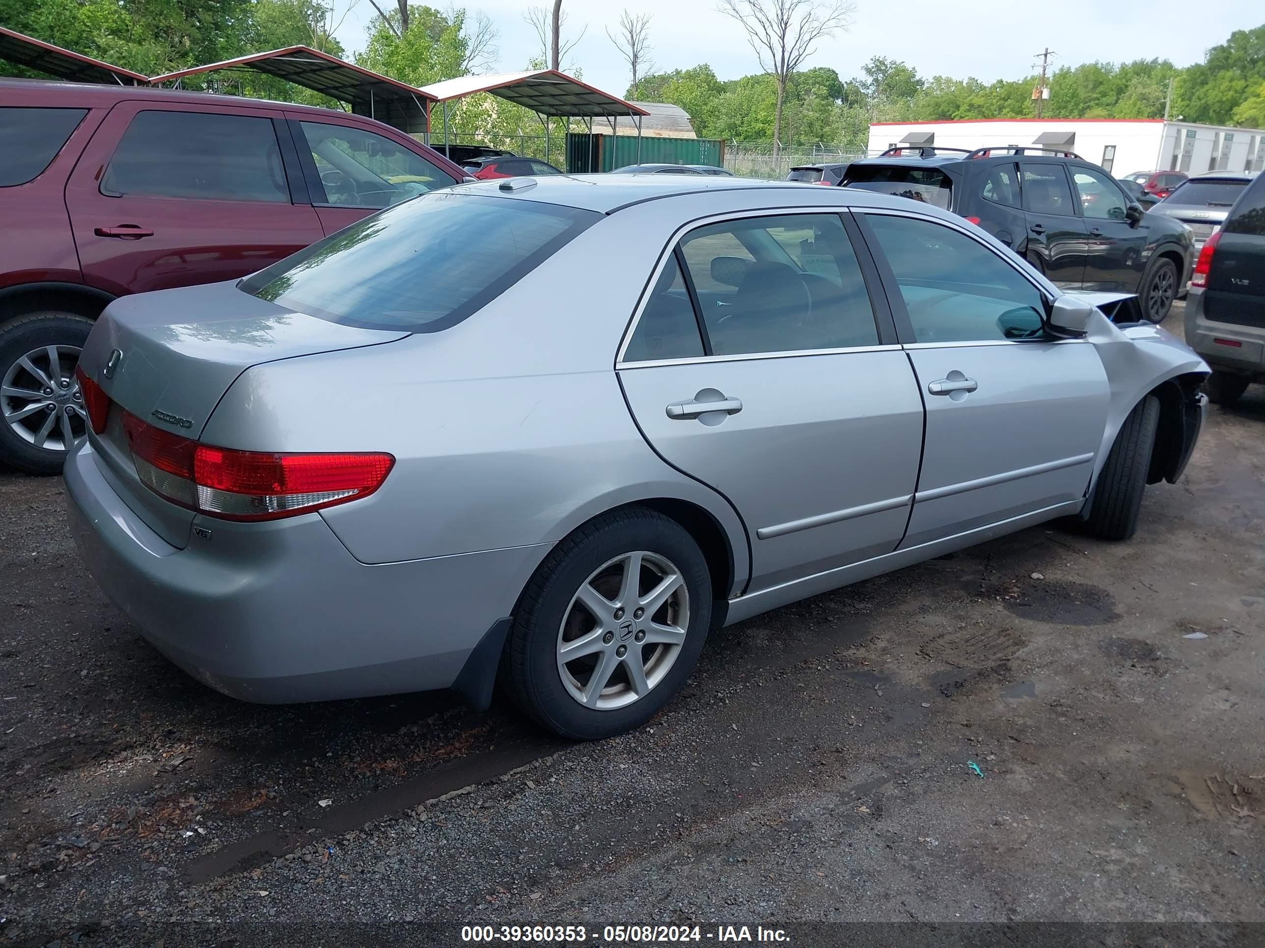 Photo 3 VIN: 1HGCM66534A001183 - HONDA ACCORD 