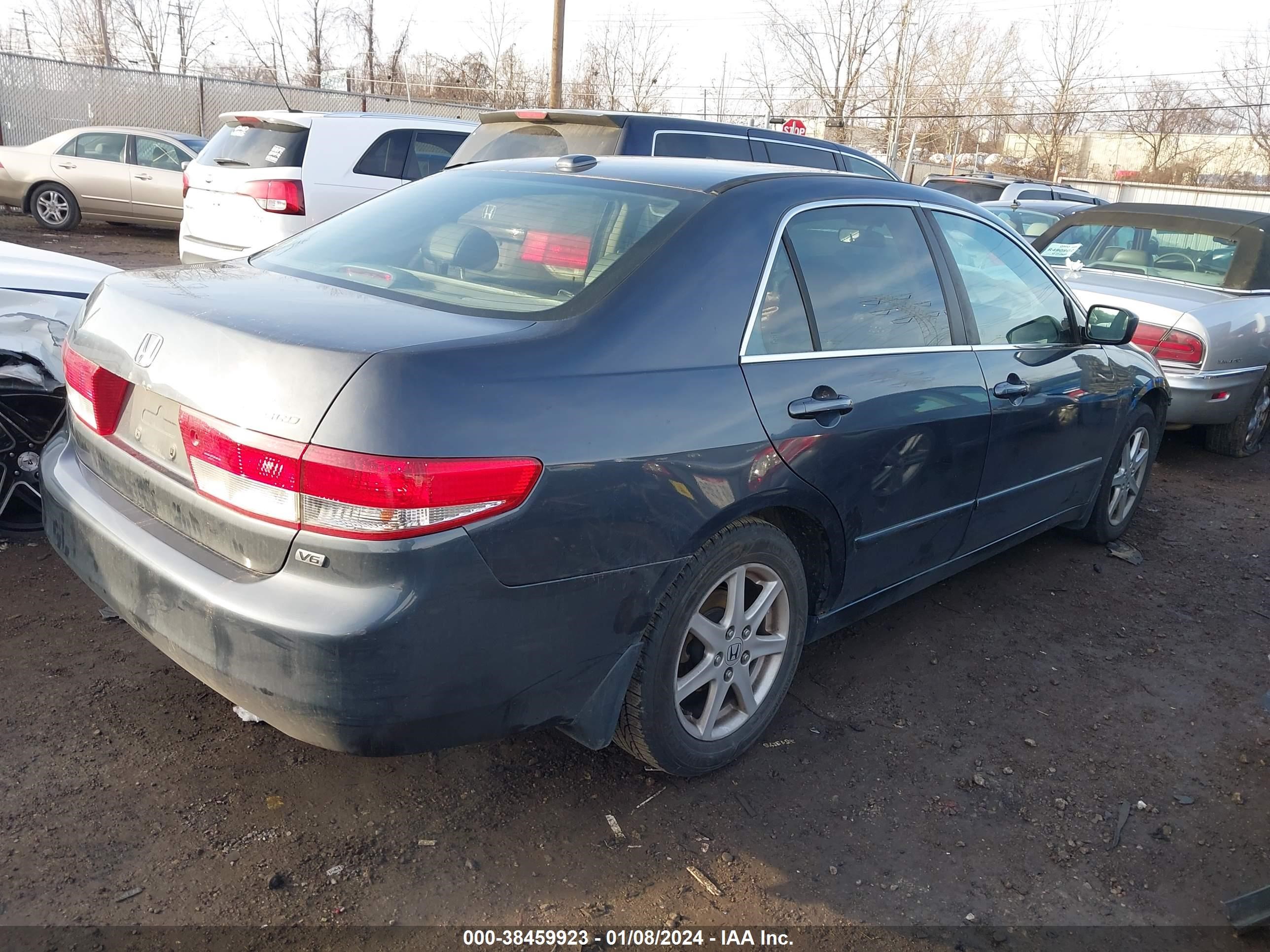 Photo 3 VIN: 1HGCM66534A102448 - HONDA ACCORD 