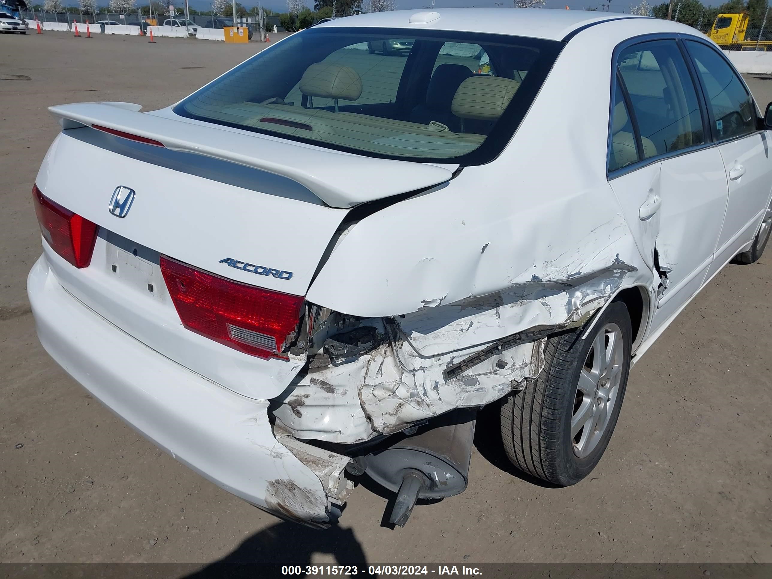 Photo 5 VIN: 1HGCM66535A007759 - HONDA ACCORD 