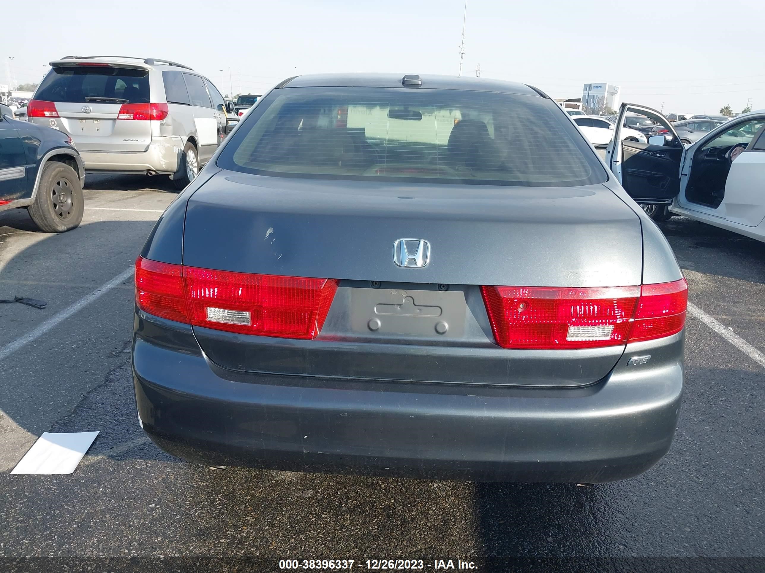 Photo 14 VIN: 1HGCM66535A019426 - HONDA ACCORD 