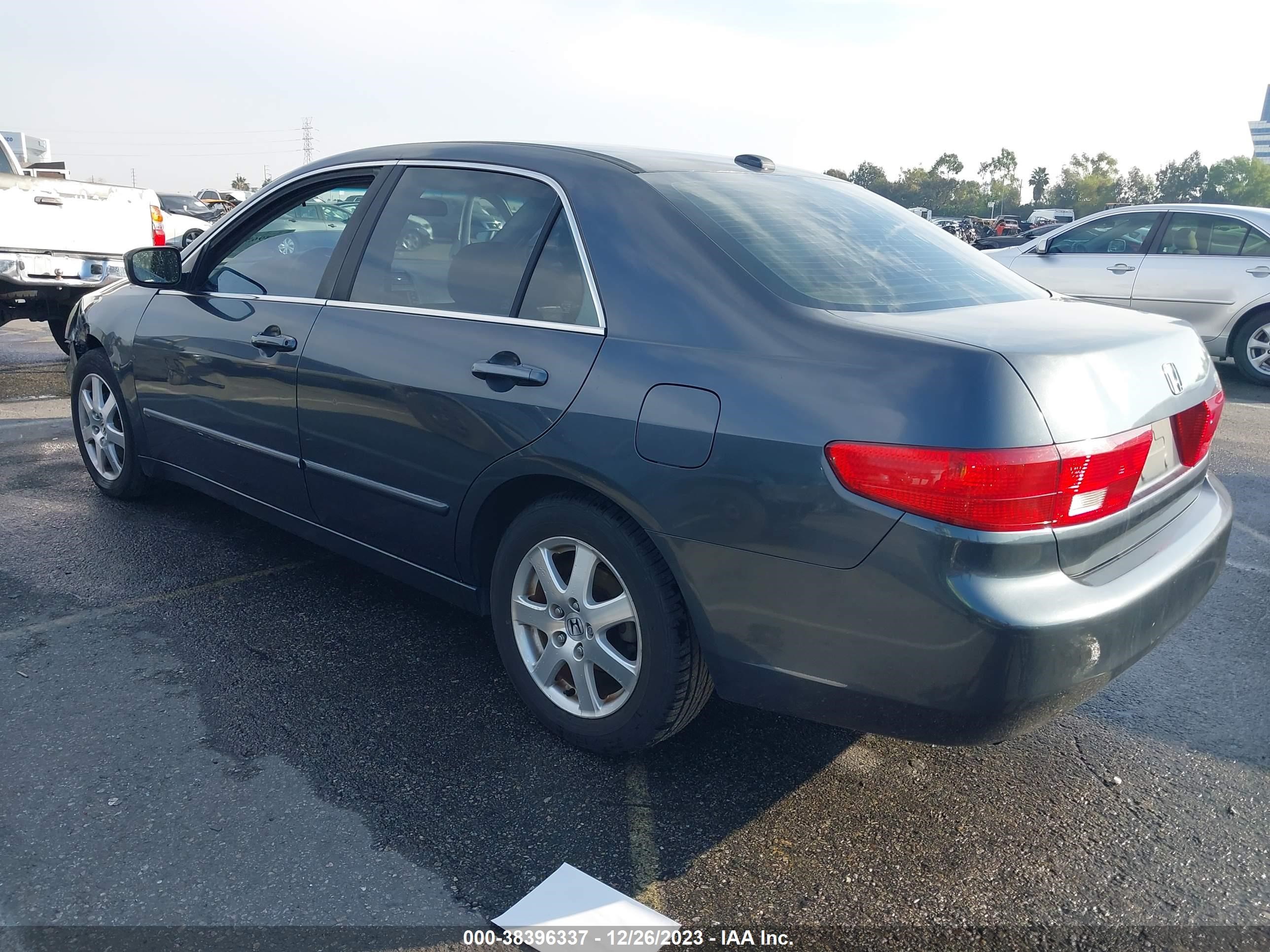 Photo 2 VIN: 1HGCM66535A019426 - HONDA ACCORD 