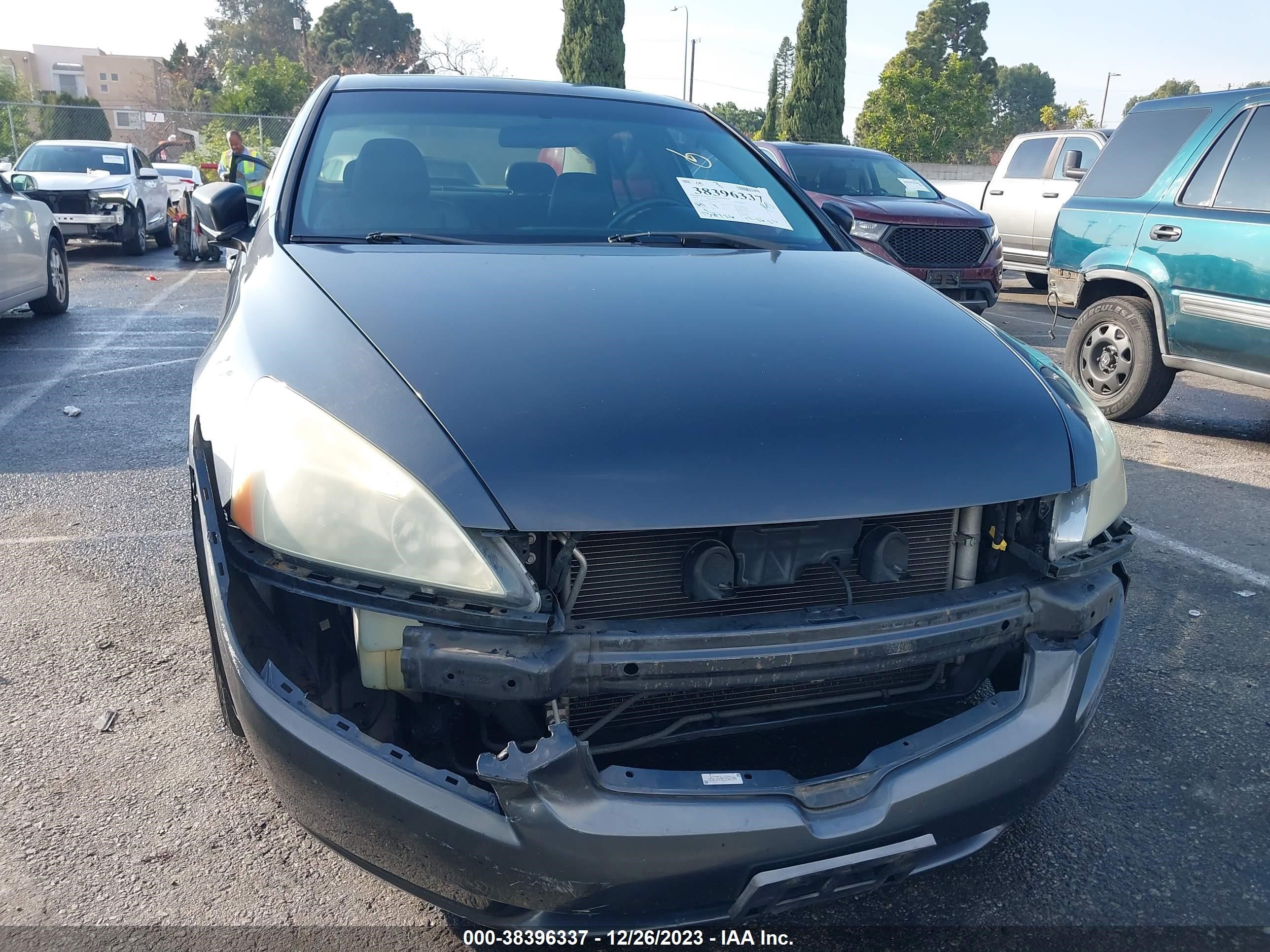 Photo 4 VIN: 1HGCM66535A019426 - HONDA ACCORD 