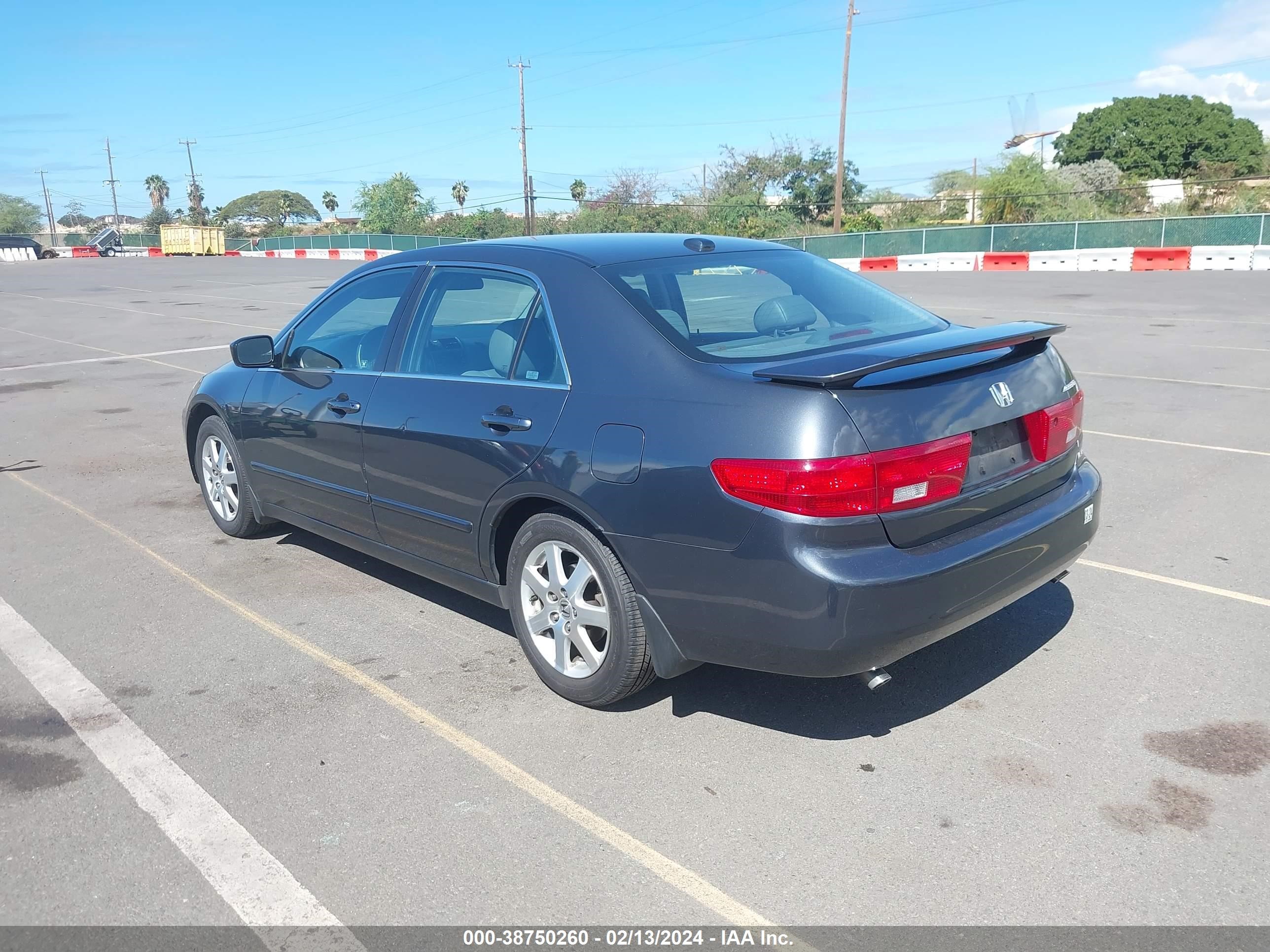 Photo 2 VIN: 1HGCM66535A036307 - HONDA ACCORD 