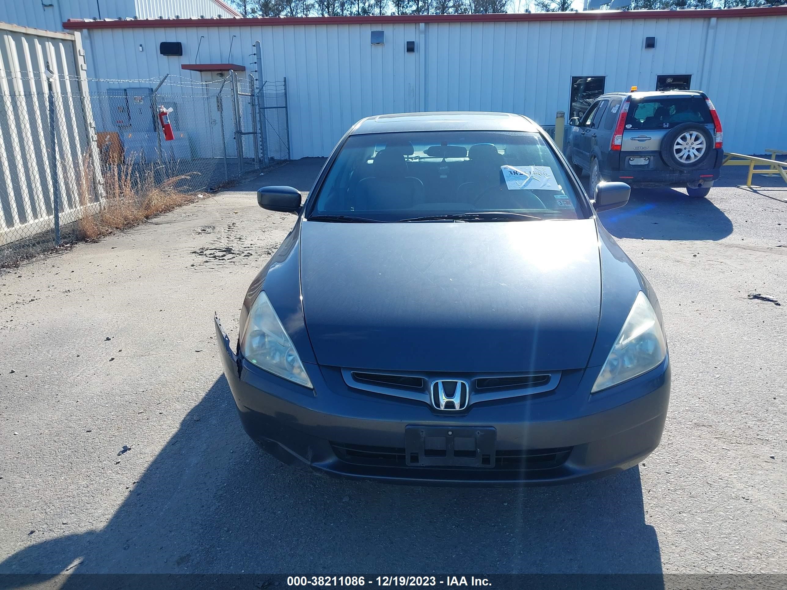 Photo 11 VIN: 1HGCM66535A064530 - HONDA ACCORD 