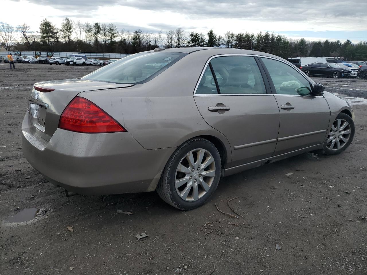 Photo 2 VIN: 1HGCM66536A039192 - HONDA ACCORD 