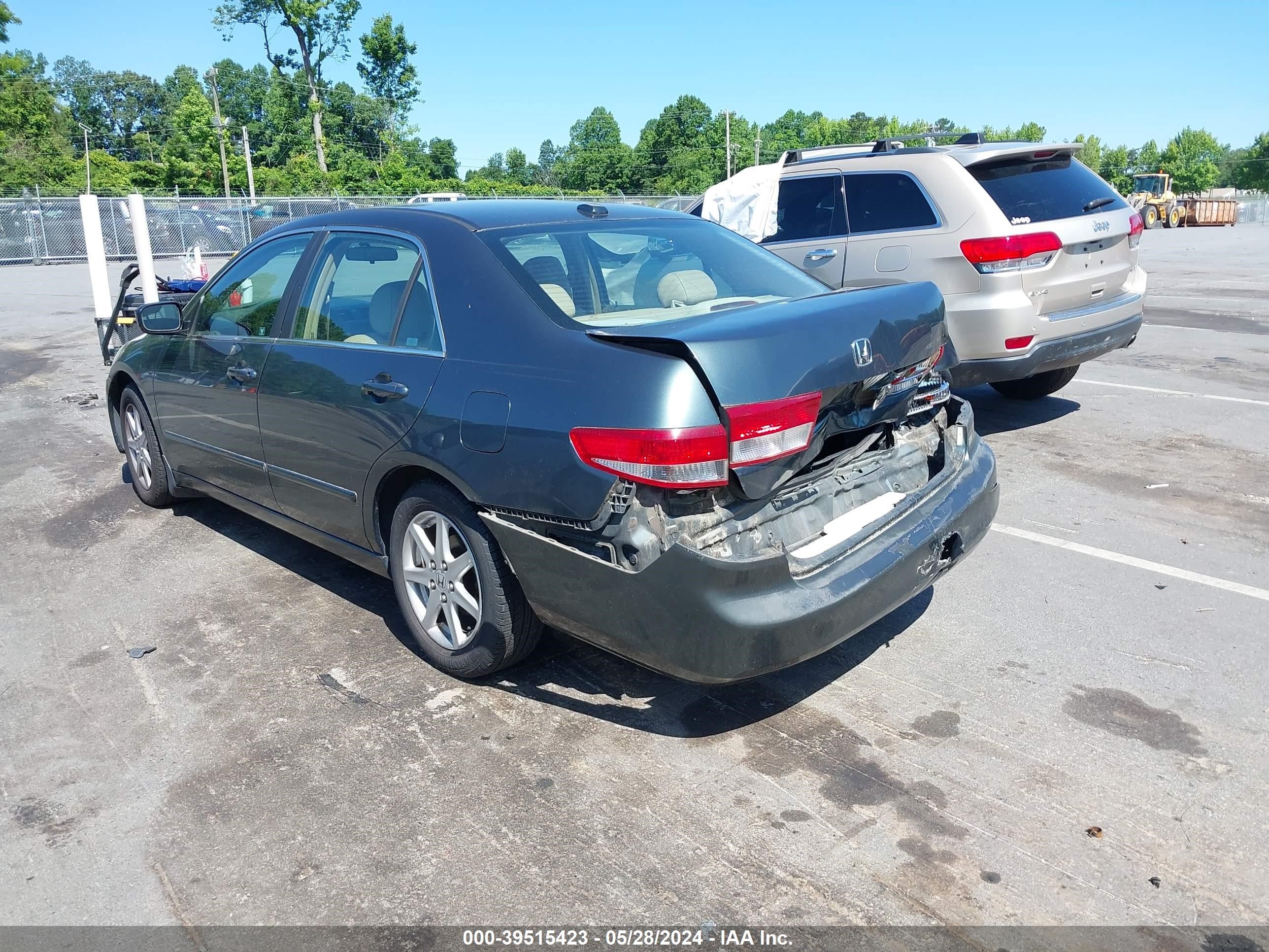 Photo 2 VIN: 1HGCM66544A056967 - HONDA ACCORD 