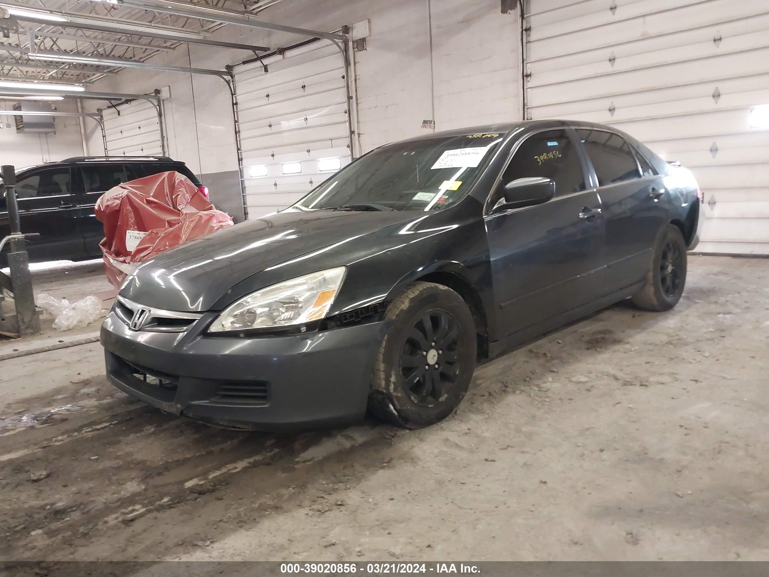 Photo 1 VIN: 1HGCM66546A045924 - HONDA ACCORD 