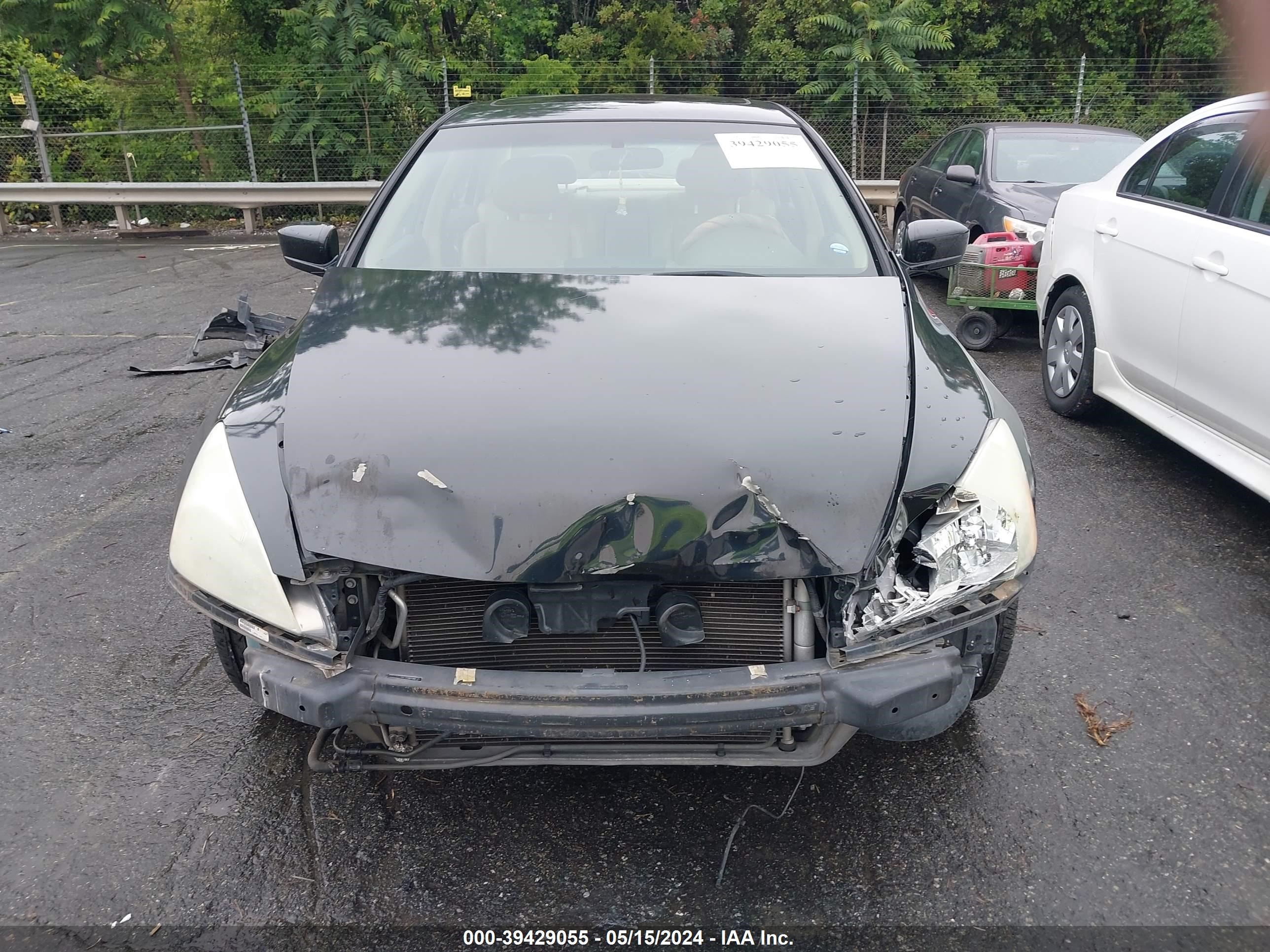 Photo 11 VIN: 1HGCM66547A023486 - HONDA ACCORD 