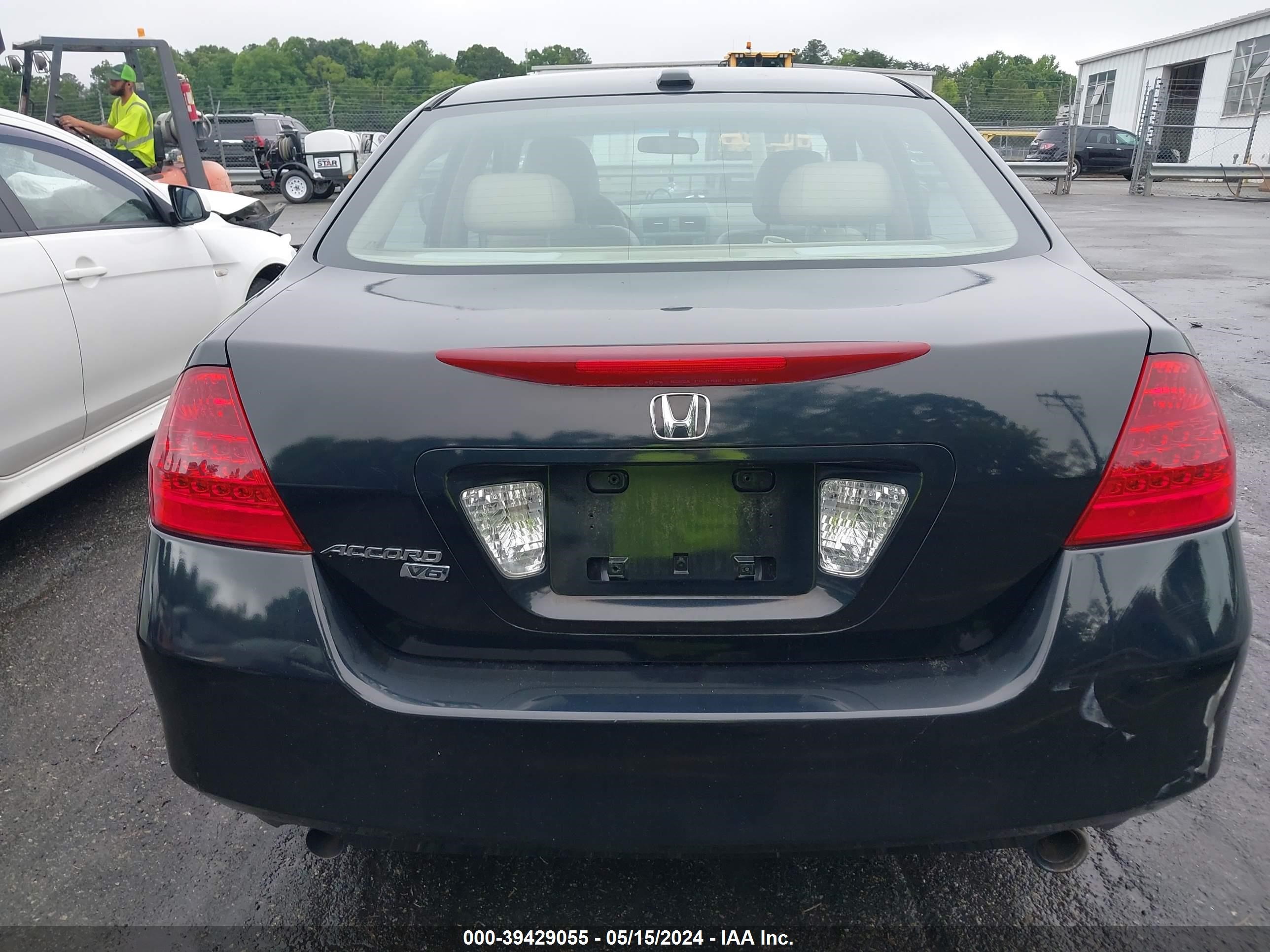 Photo 15 VIN: 1HGCM66547A023486 - HONDA ACCORD 