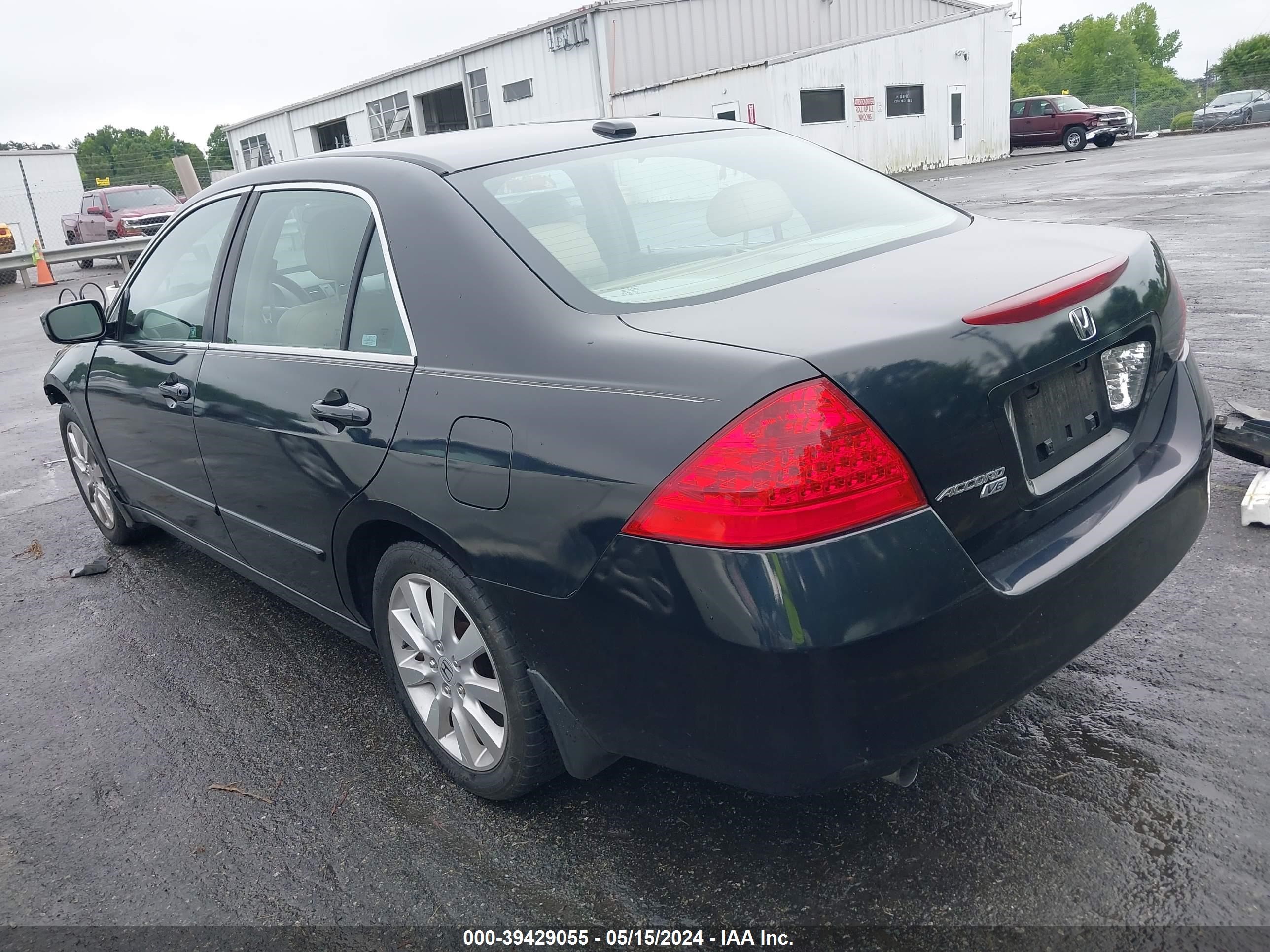 Photo 2 VIN: 1HGCM66547A023486 - HONDA ACCORD 