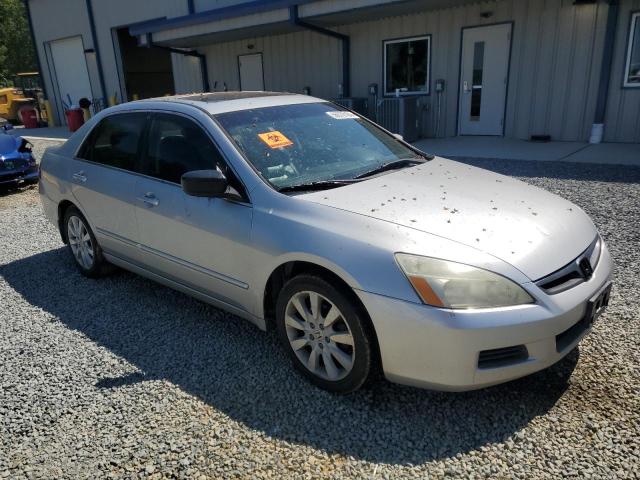 Photo 3 VIN: 1HGCM66547A032429 - HONDA ACCORD 