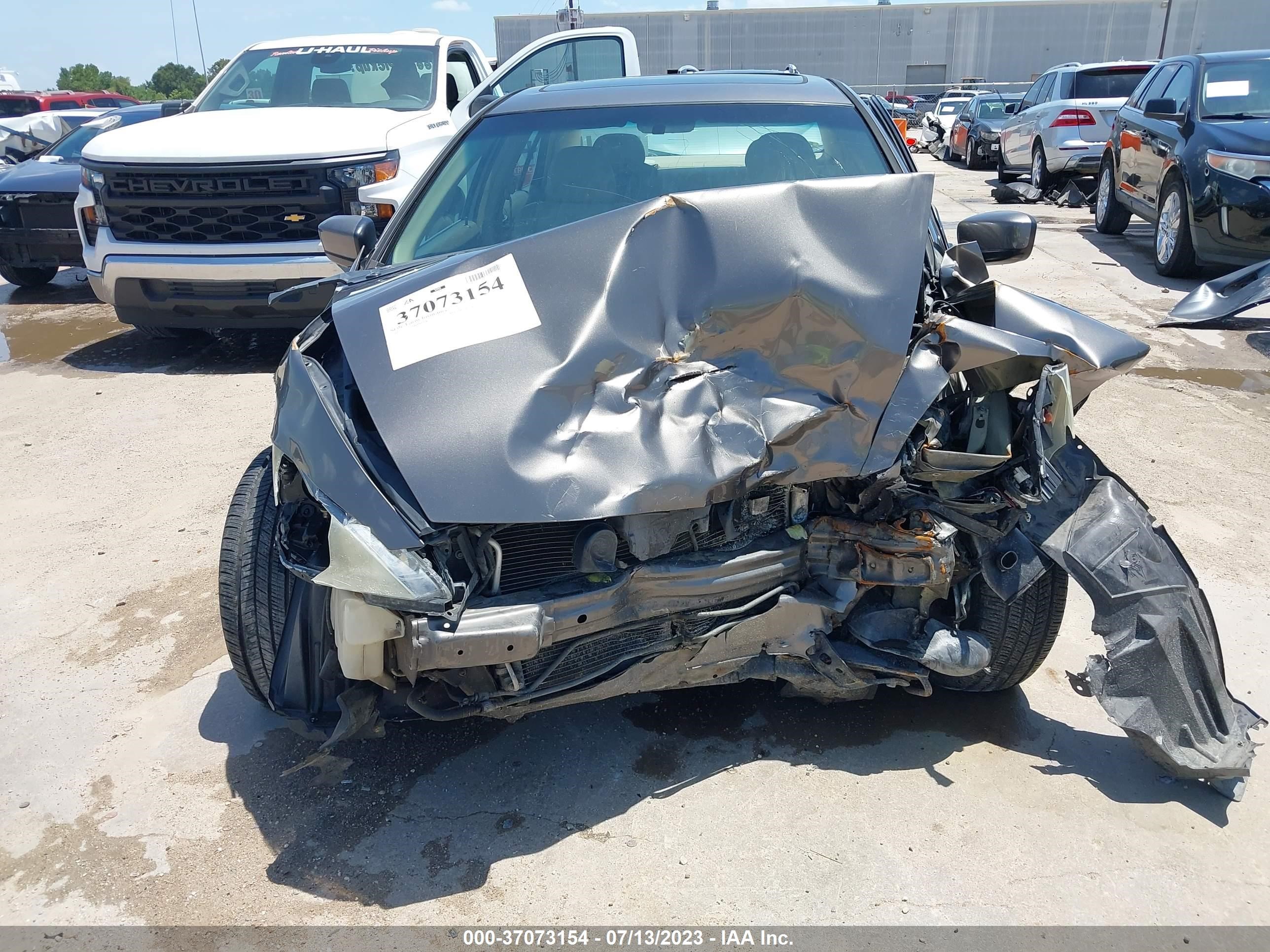 Photo 12 VIN: 1HGCM66547A103354 - HONDA ACCORD 