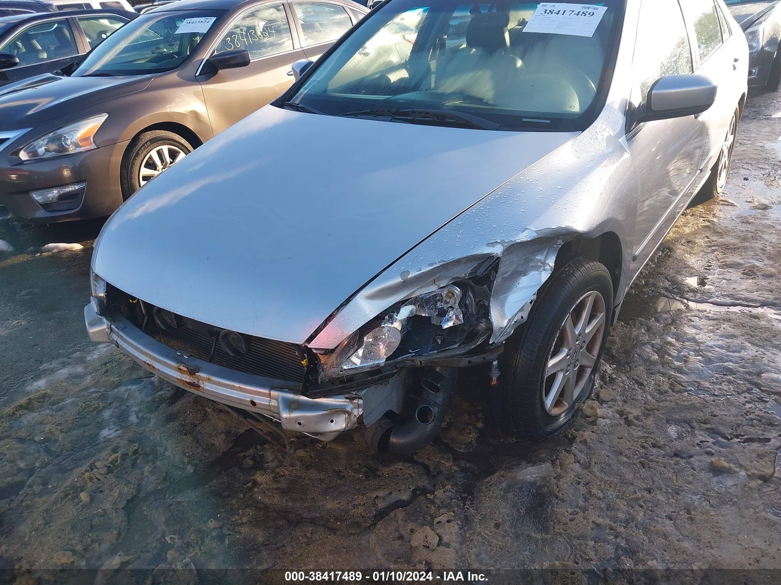 Photo 5 VIN: 1HGCM66553A082038 - HONDA ACCORD 