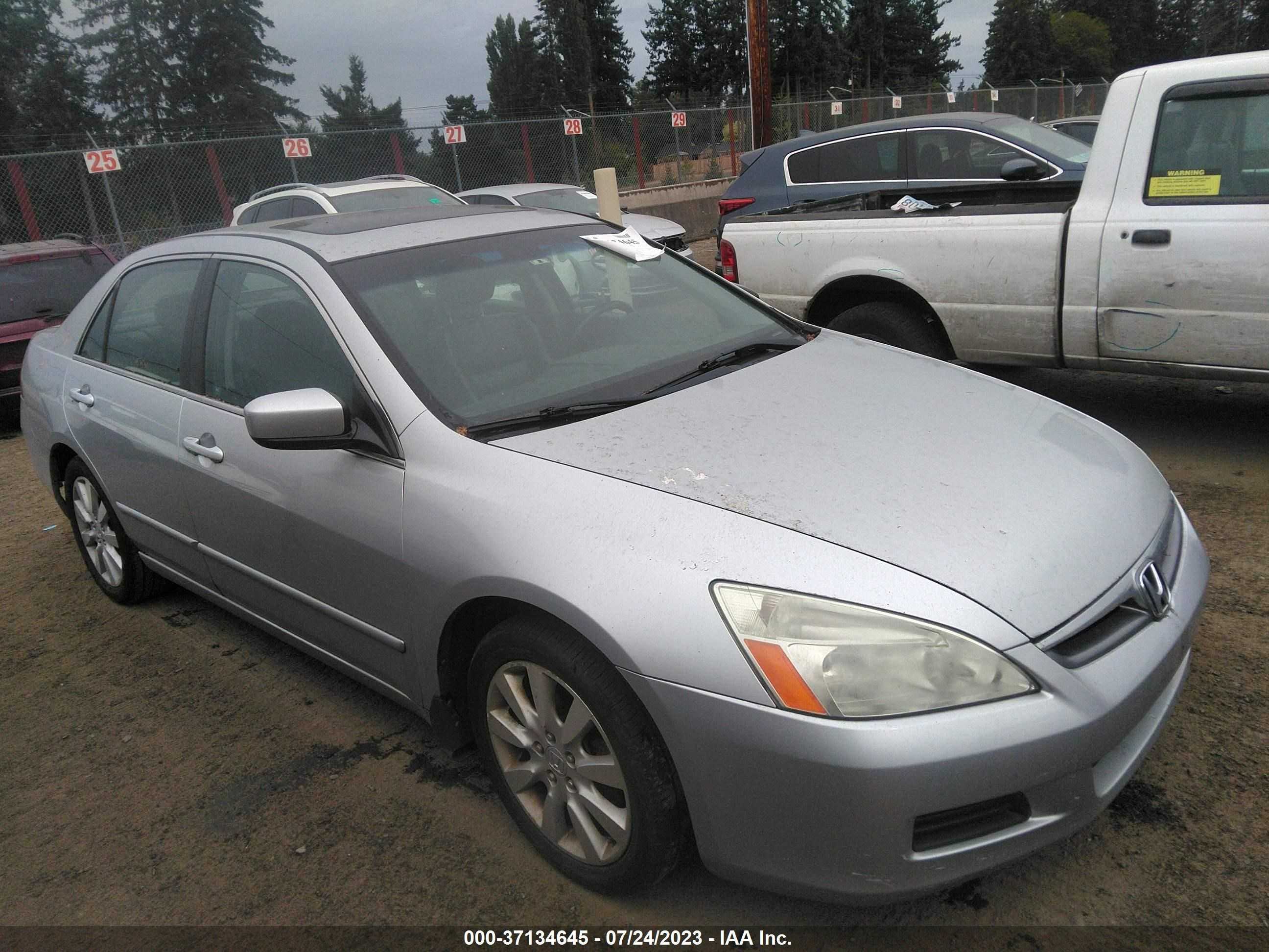 Photo 0 VIN: 1HGCM66556A000569 - HONDA ACCORD 